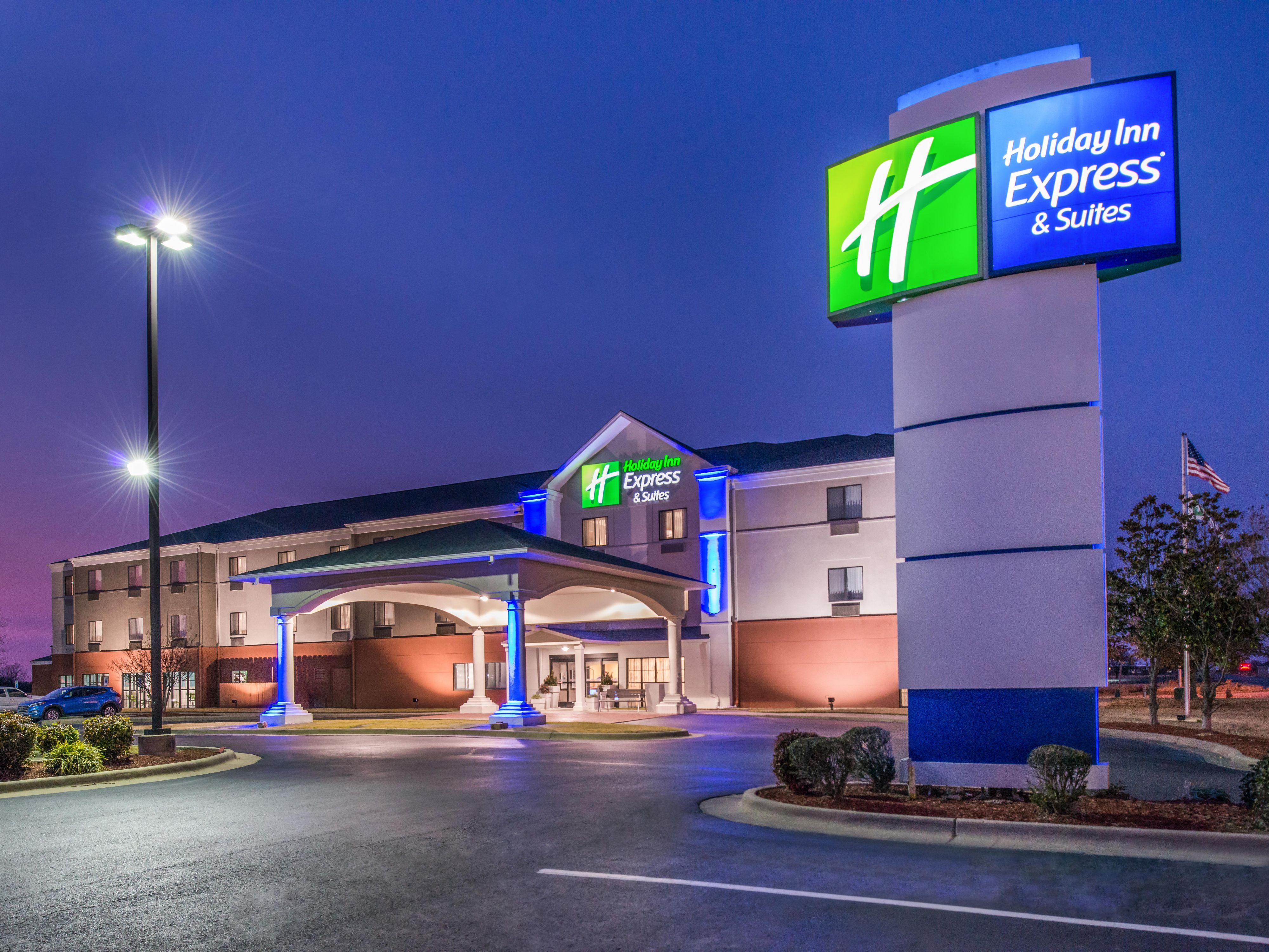 Holiday Inn Express & Suites Lonoke AR