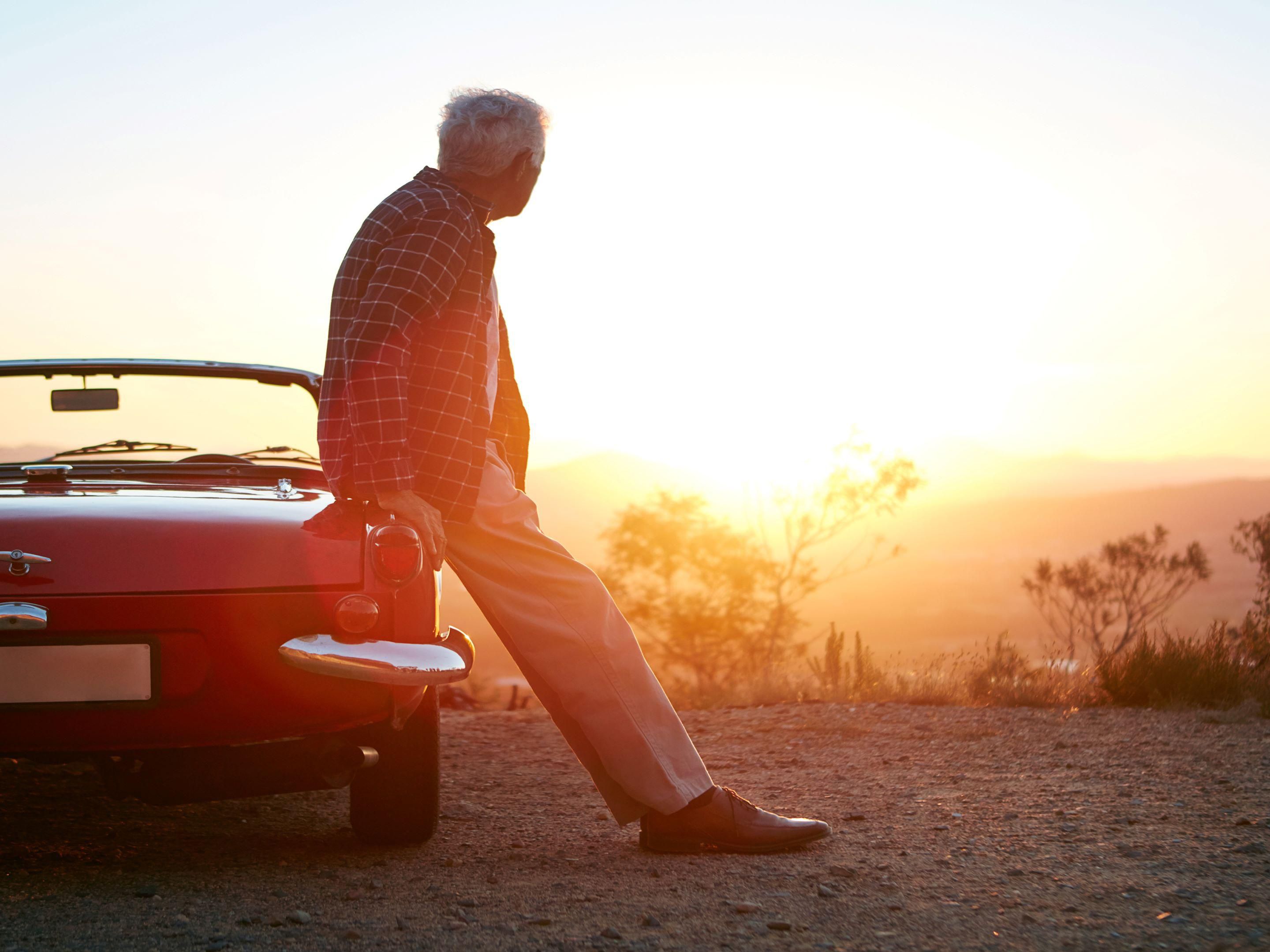 Are you a member of AAA or AARP? Enjoy special discounted rates at Holiday Inn Express & Suites Hollywood Walk of Fame. Whether you're planning a weekend getaway or a longer vacation, we have the perfect accommodations waiting for you.