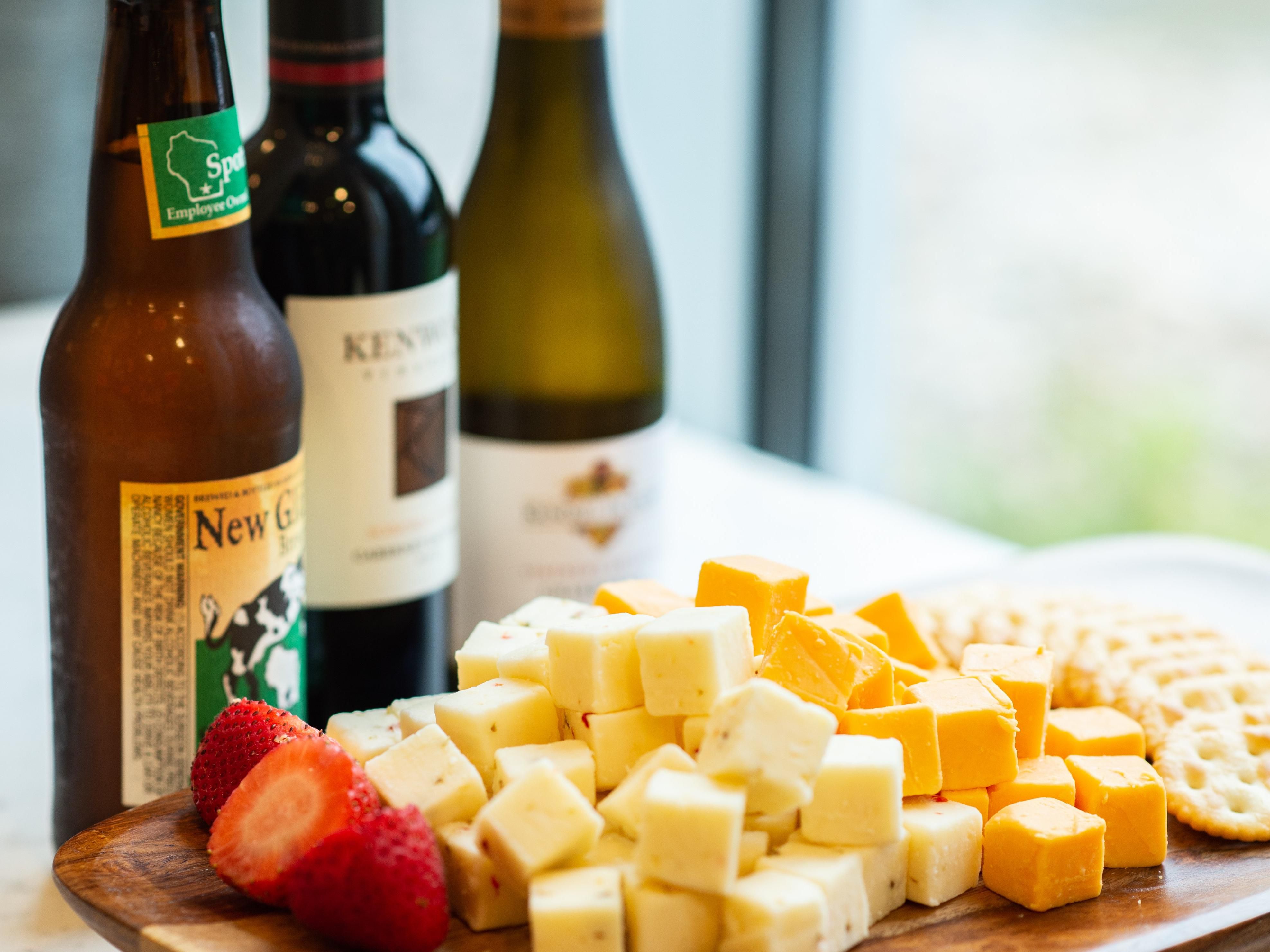 Join us Monday through Wednesday evenings from 5pm-7pm for our Manager Reception. Enjoy a beer, some wine, or soda and light snacks. 