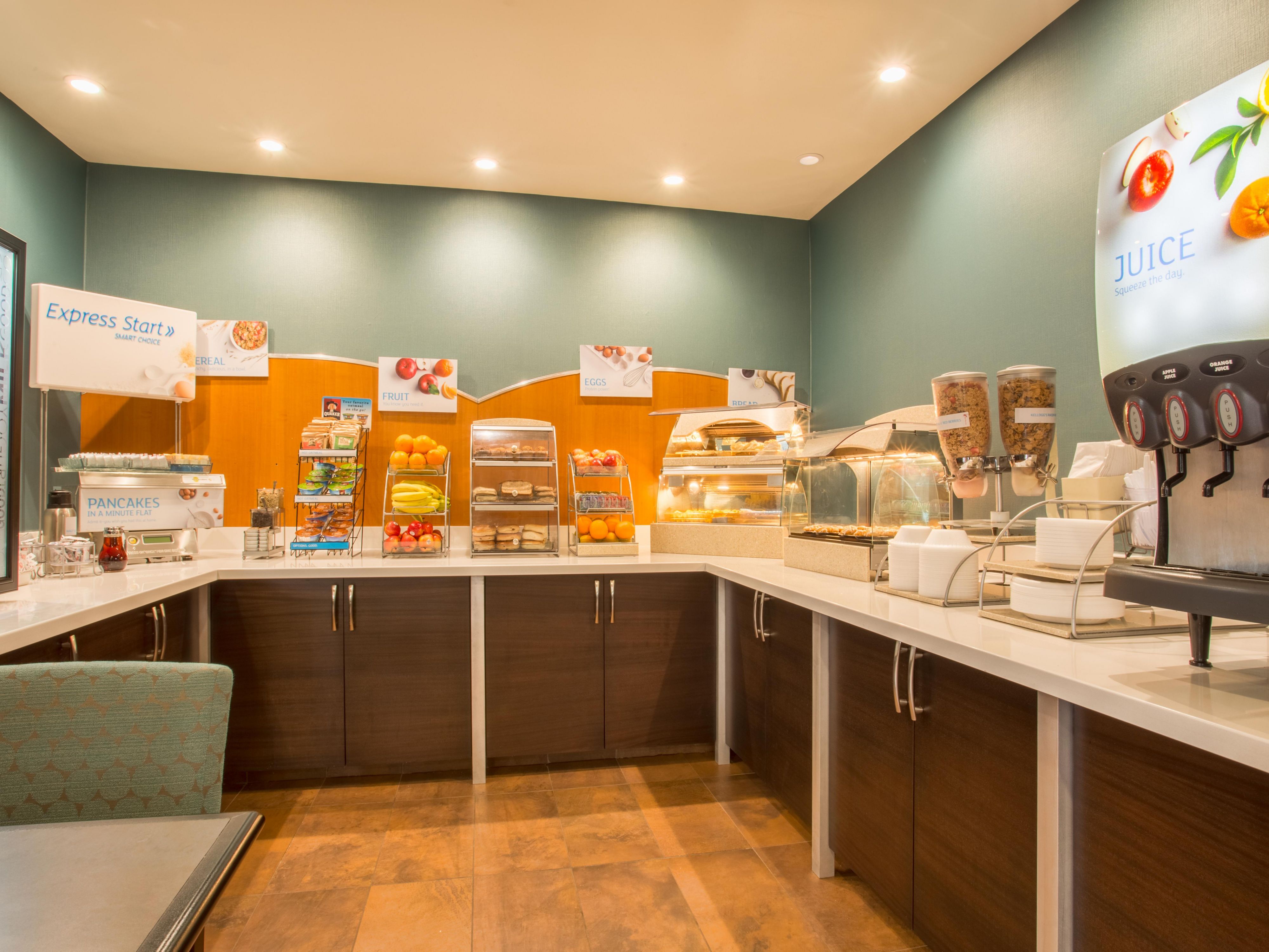 Our complimentary Express Start Breakfast bar offers a wide variety of hot & cold options including a rotation of egg & meat selections, biscuits or muffins, fruit, our famous cinnamon rolls & Smart Roast coffee.