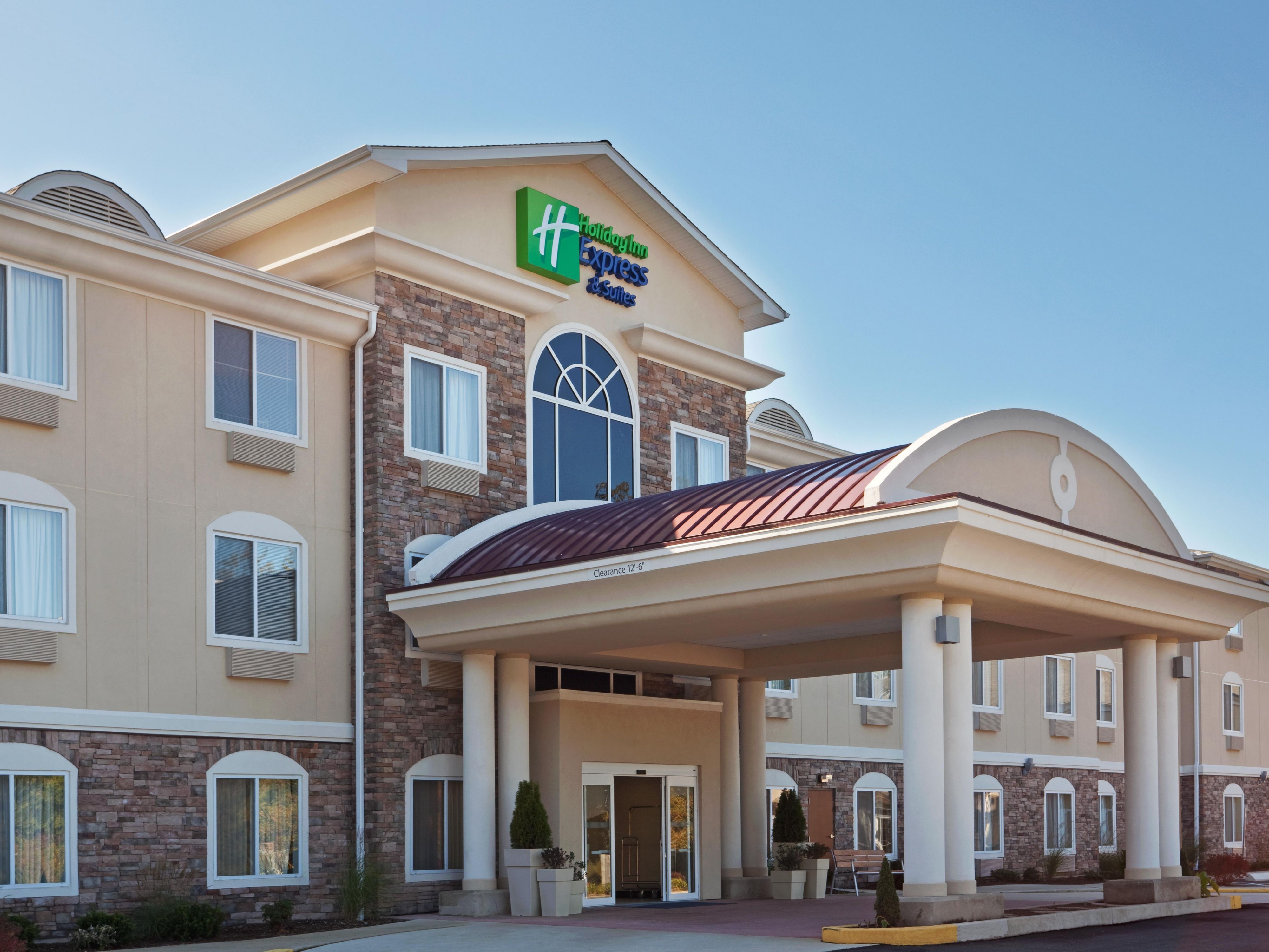 Whether you’re here to stay for a while or are traveling through Connecticut on your way to another destination, the on-site parking makes our hotel an easy choice. Our spacious, well-lit parking lot can accommodate vehicles of any size. Best of all, parking is complimentary for guests!  