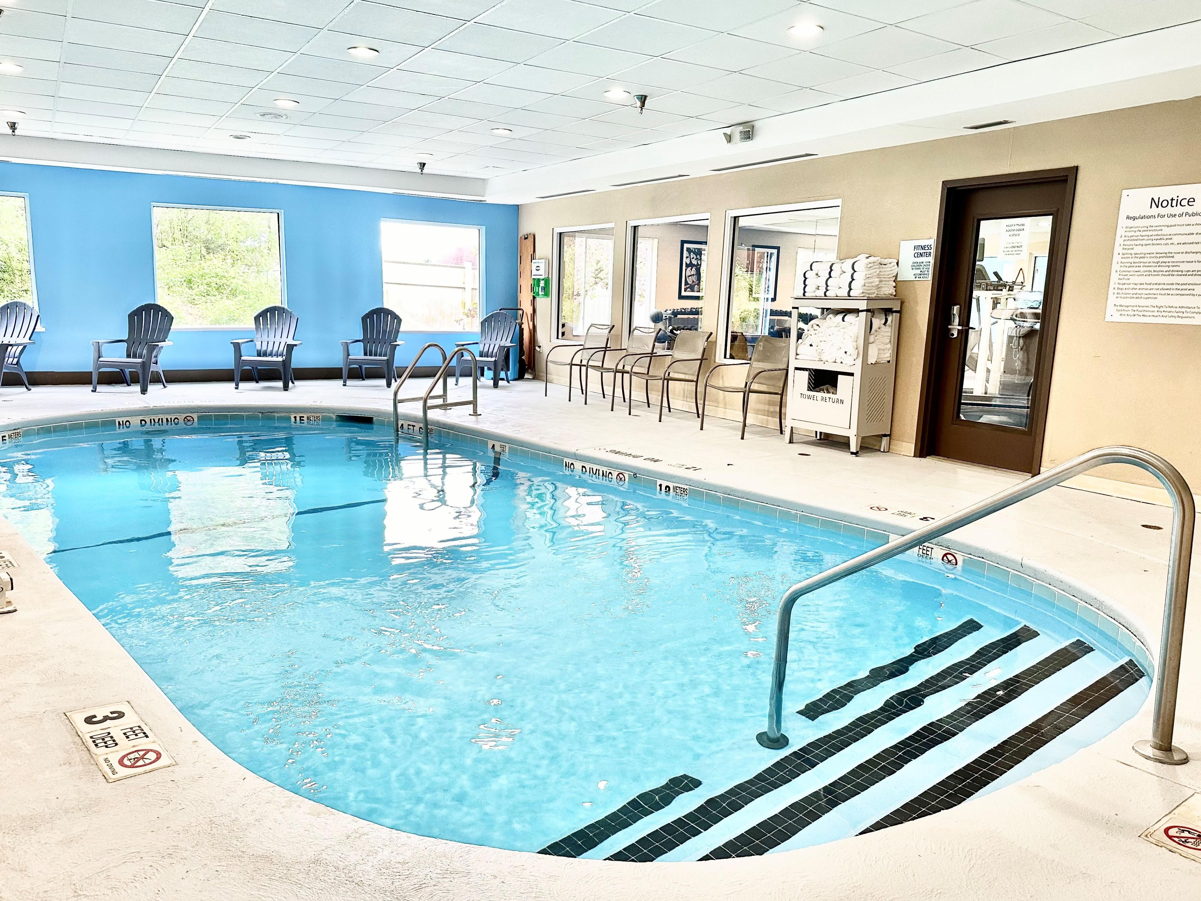 Ready for amenities that make your stay a breeze? Join us at our hotel in Meriden, CT with an indoor pool, fitness center, free parking, fast Wi-Fi, complimentary breakfast, and self-serve laundry. 