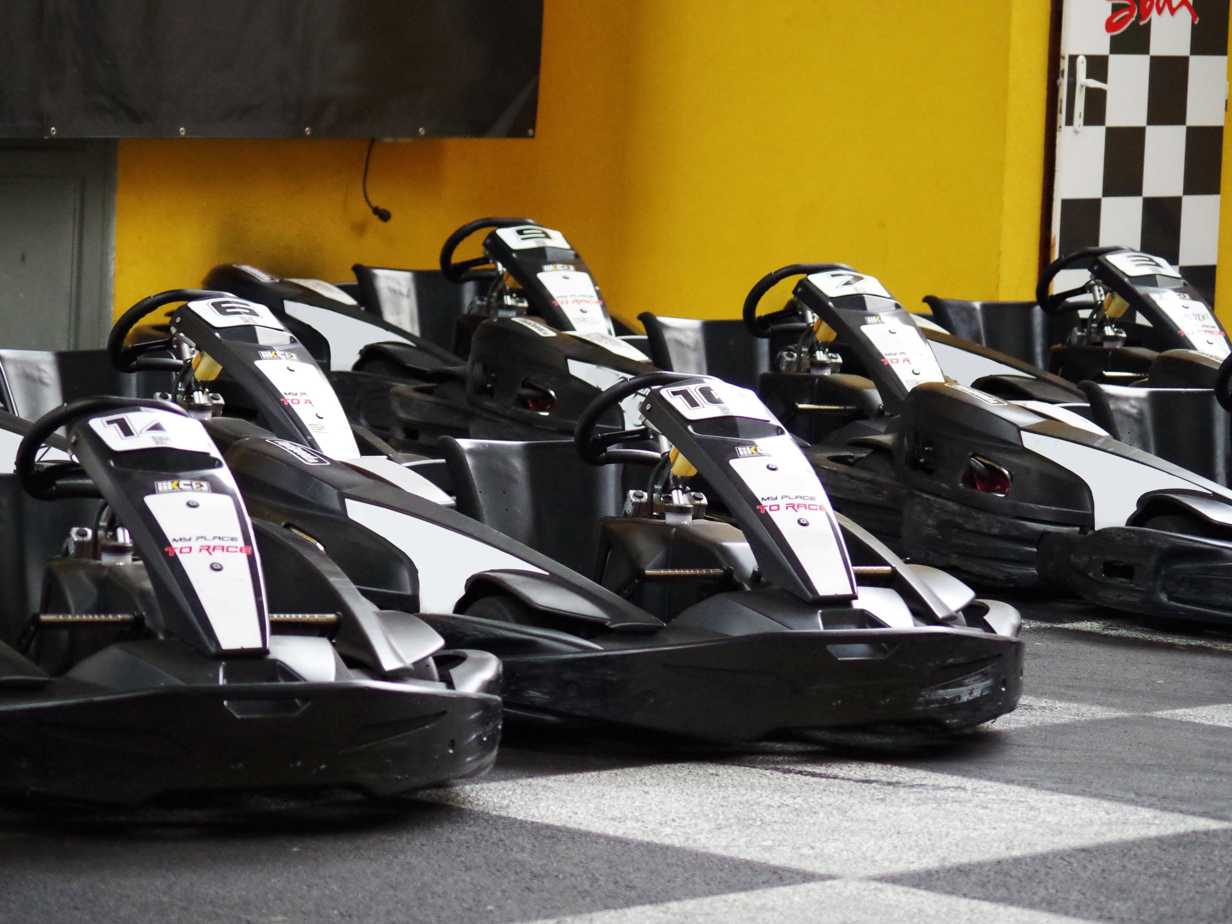 Visit Scene 75 on your next trip to Cincinnati. This nearby attraction features indoor Go-Karts, Laser Tag, Bumper Cars, Arcade Games, Bar & Grill, Mini-Golf, 4D Theater, Bowling and much more. It's fun for the whole family!