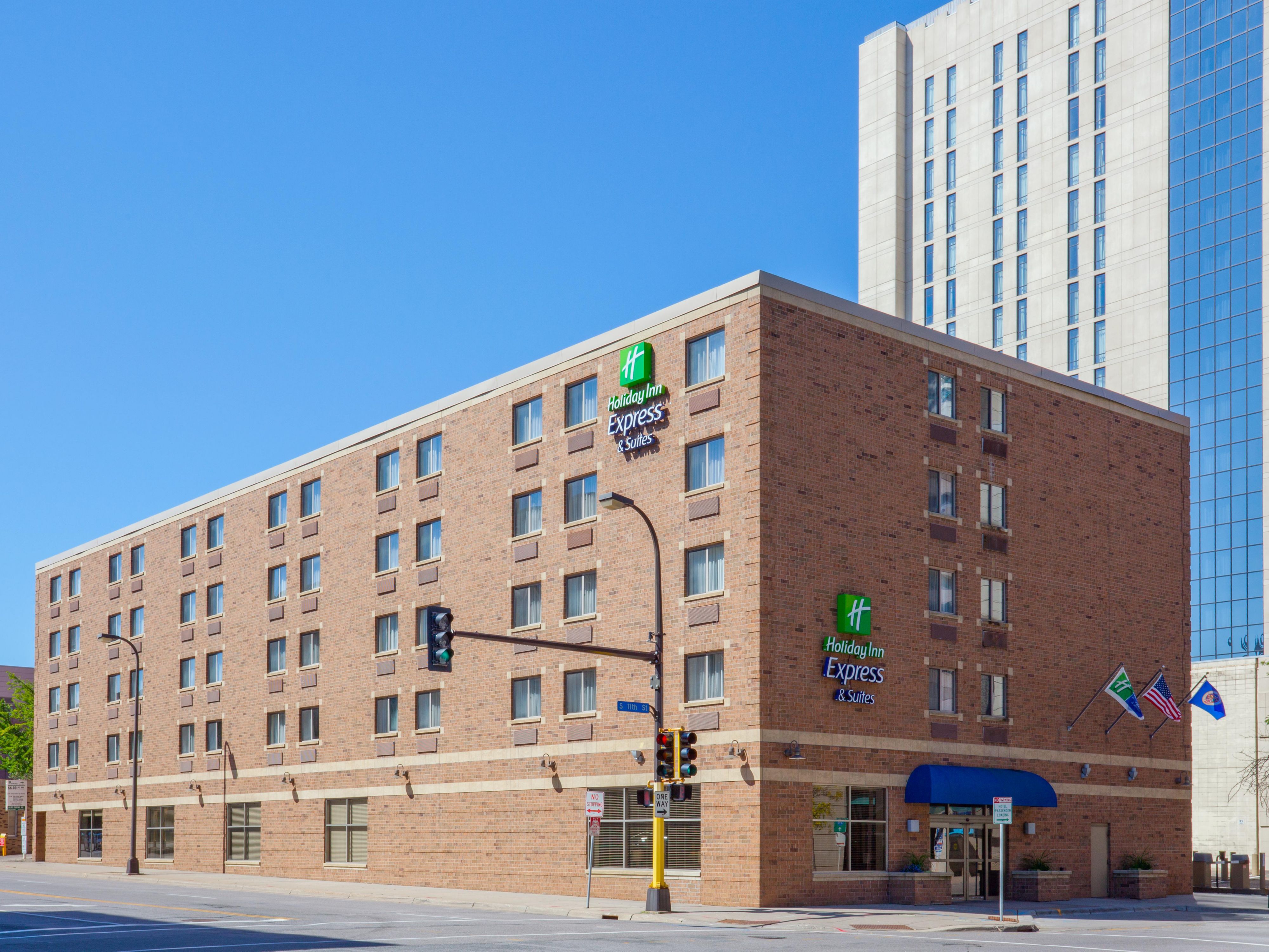 Our hotel is close to many downtown corporate offices such as Target, Wells Fargo, Ameriprise, US Bank, Thrivent, Deloitte, RBC Wealth Management, and so many more. Call now to book your business stays.