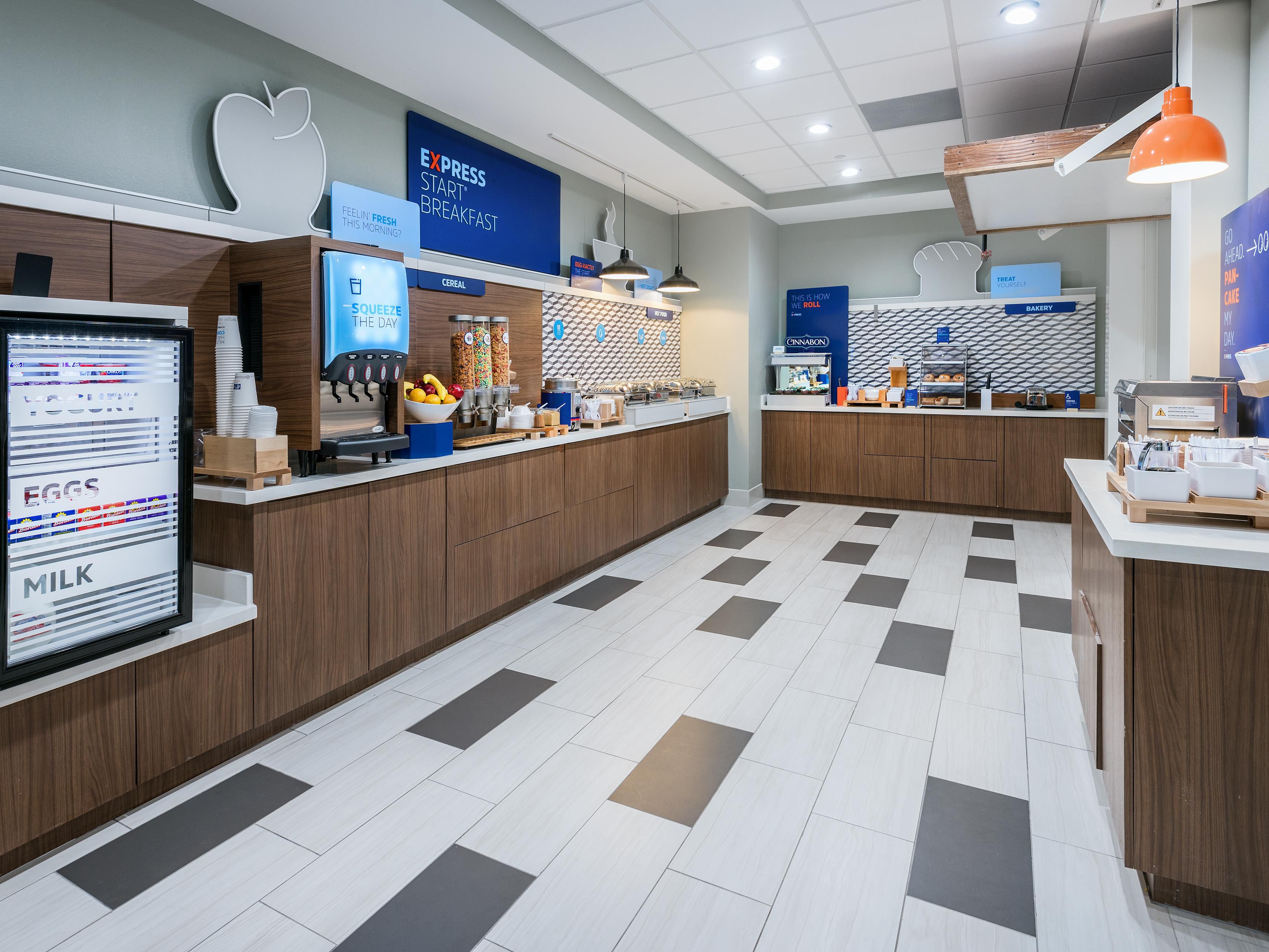 Our complimentary Express Start Breakfast bar offers a wide variety of hot & cold options including a rotation of egg & meat selections, biscuits or muffins, fruit, our famous cinnamon rolls & Smart Roast coffee. Did we mention our one-touch pancake machine or our freshly cooked oatmeal kettle? You have to see it for yourself! 