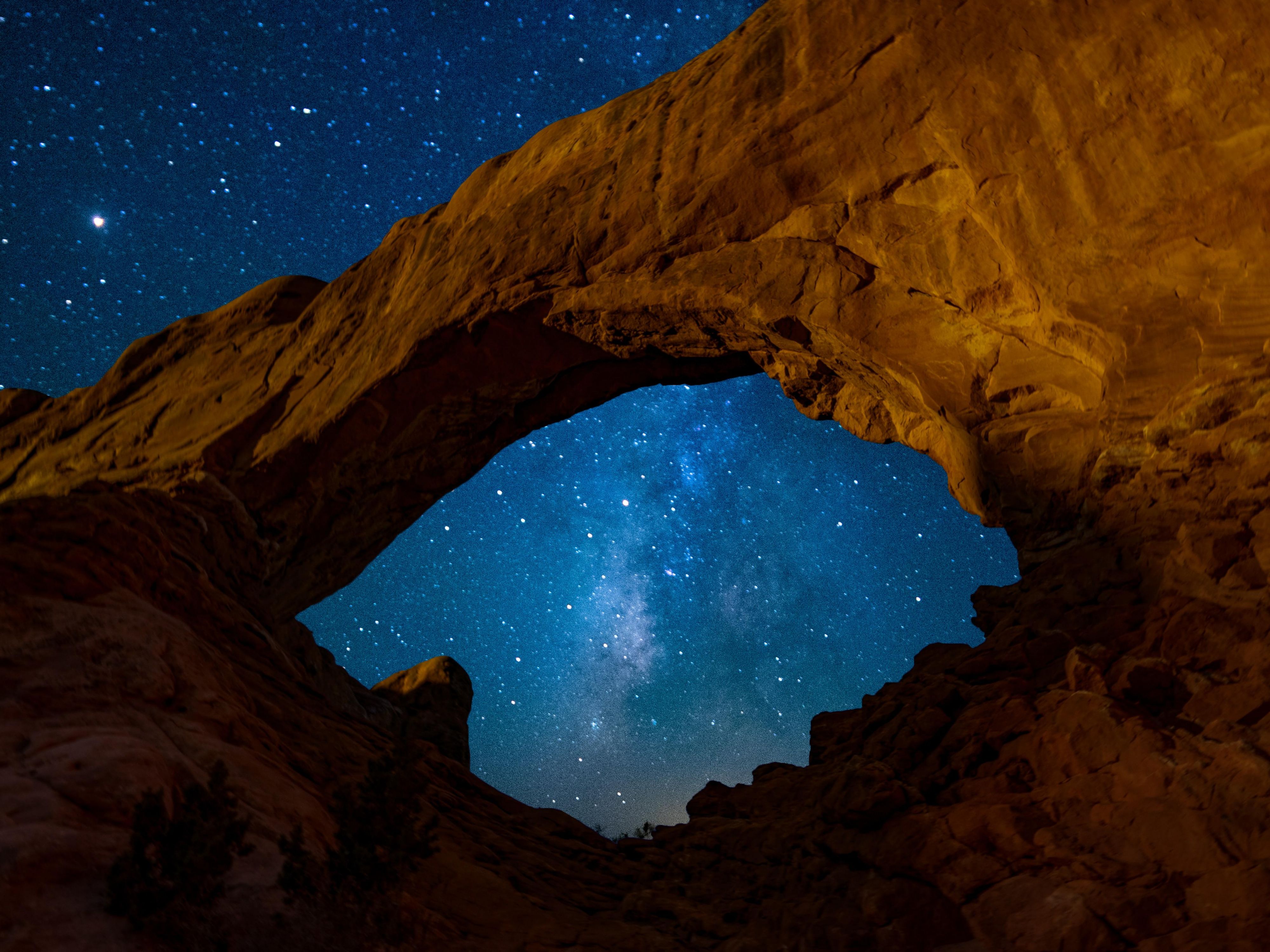 Experience Moab’s world-renowned night skies with a guided Dark Sky tour. Just minutes from our hotel, you can witness dazzling constellations, planets, and shooting stars in one of the best stargazing destinations on Earth. Adventure doesn’t end when the sun goes down.