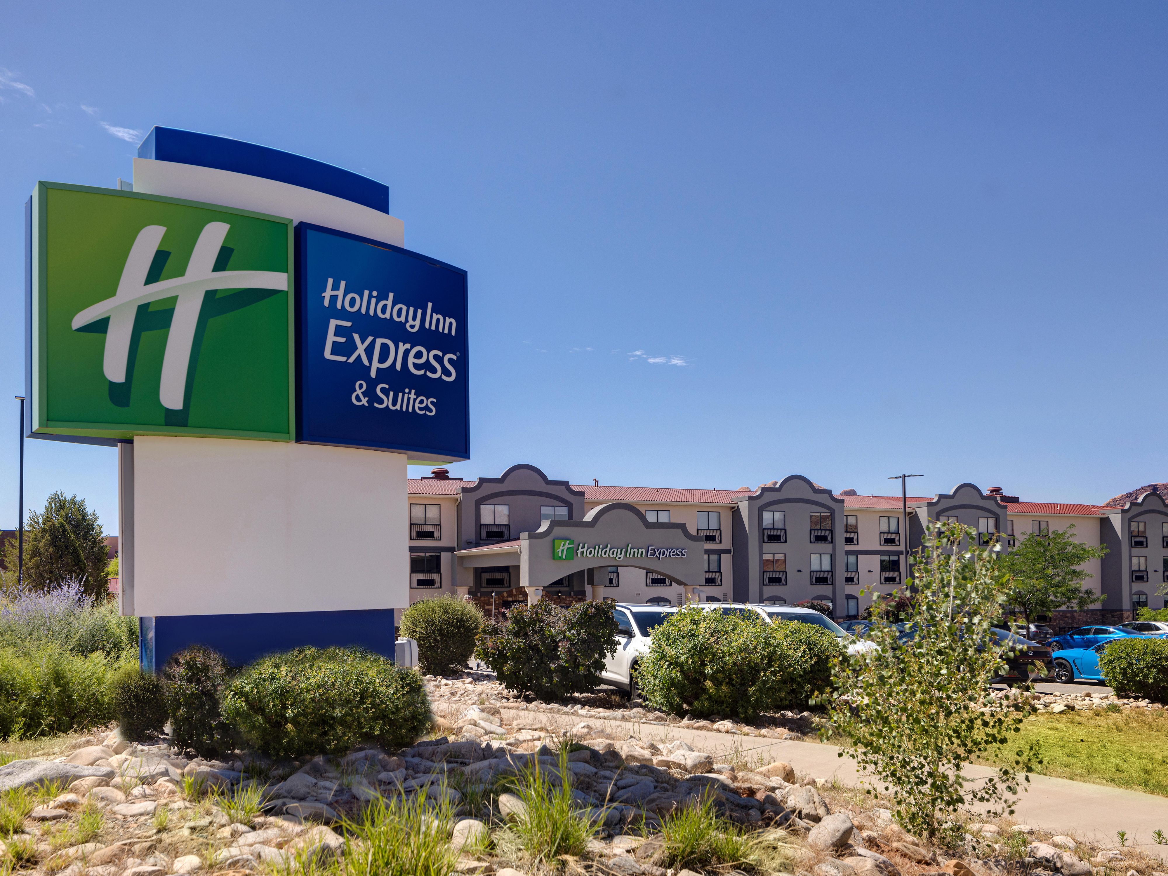 5 minutes to Arches National Park & 2 minutes to downtown Moab.