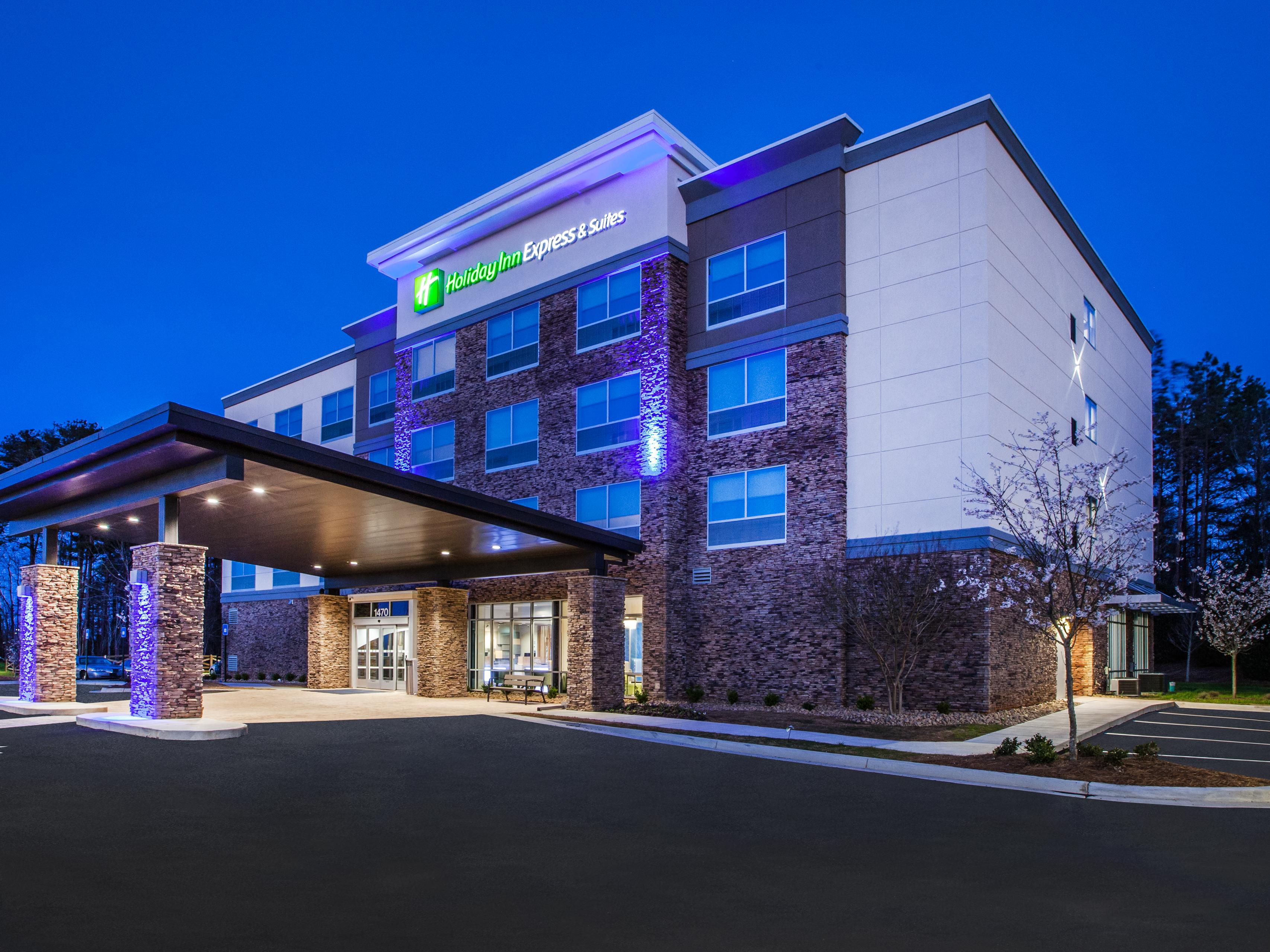 While you are in town visiting Murray State University, stay with us at the Holiday Inn Express! We are just 5 minutes away from campus and we offer a special discount rate. Offer is not available during special events.