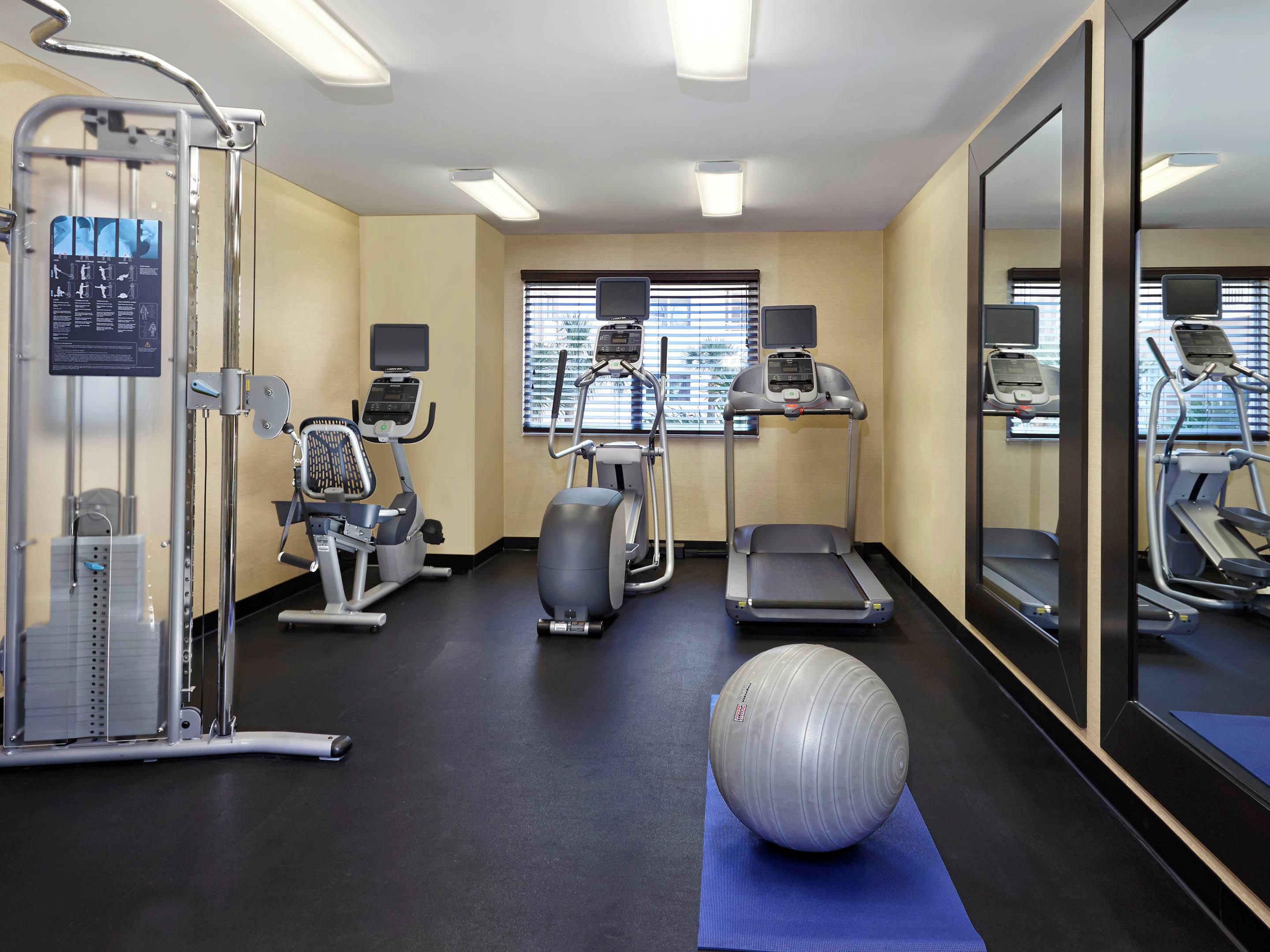 Stay active in our fully equipped fitness center. Whether you prefer a heart-pumping cardio session, strength training with free weights, or a mix of both, our Fitness Center offers everything you need to maintain your routine while traveling.