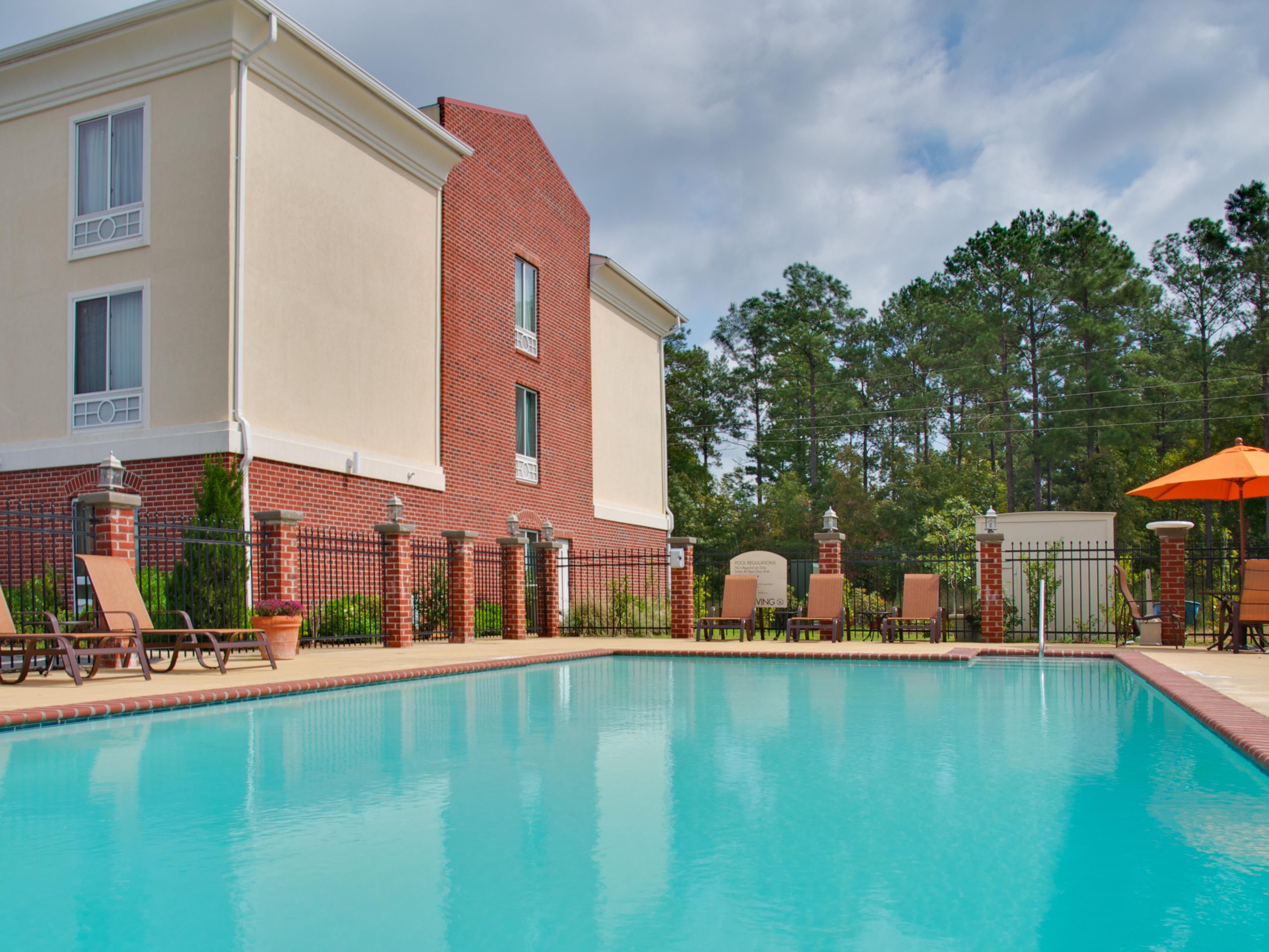 Outdoor Swimming Pool