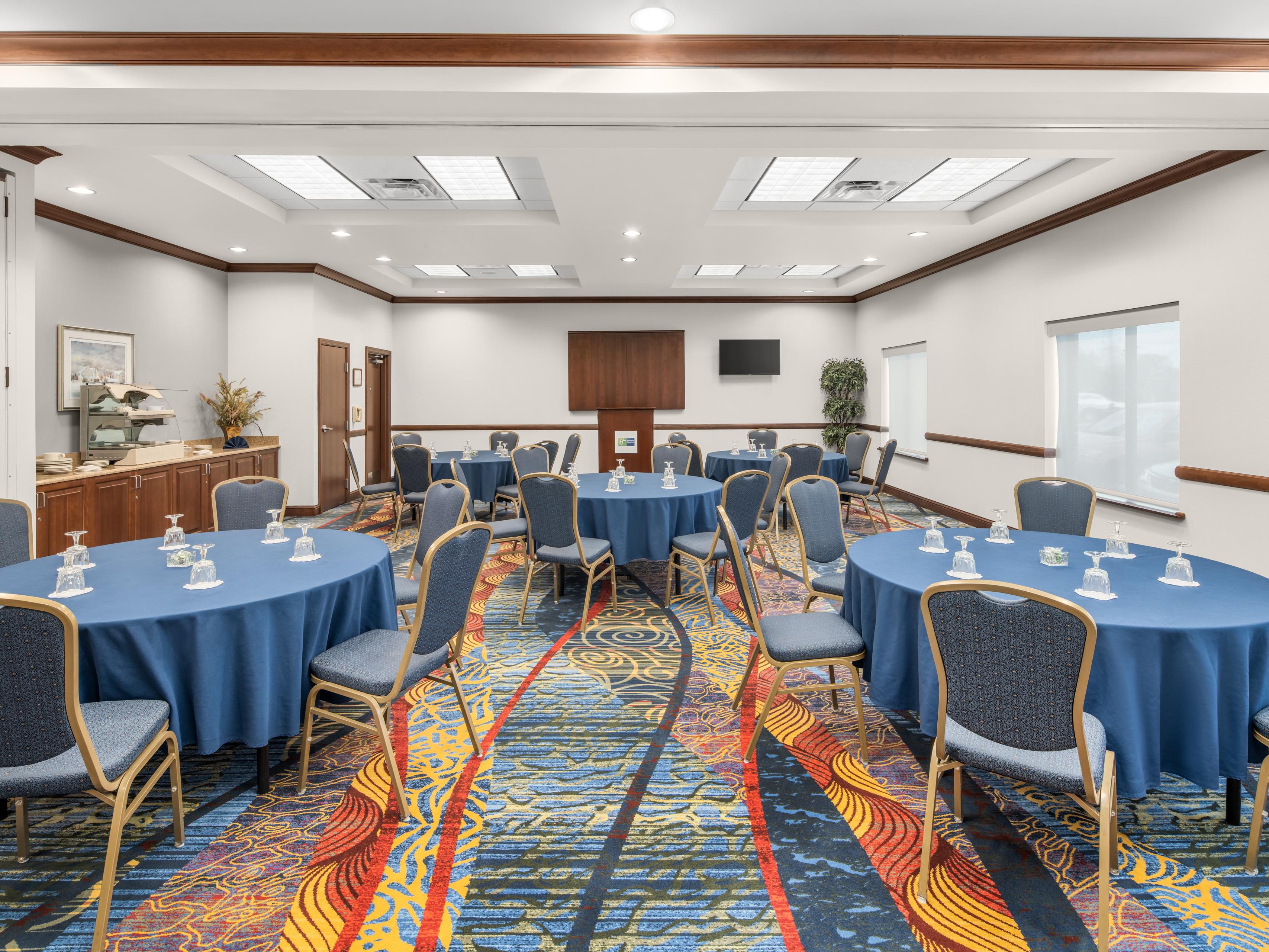 Experience our versatile 900 square feet of space for your next event. Perfect for small to medium-sized groups, we will work with you to set up all the essentials you need for your meeting, including catering and A/V equipment.