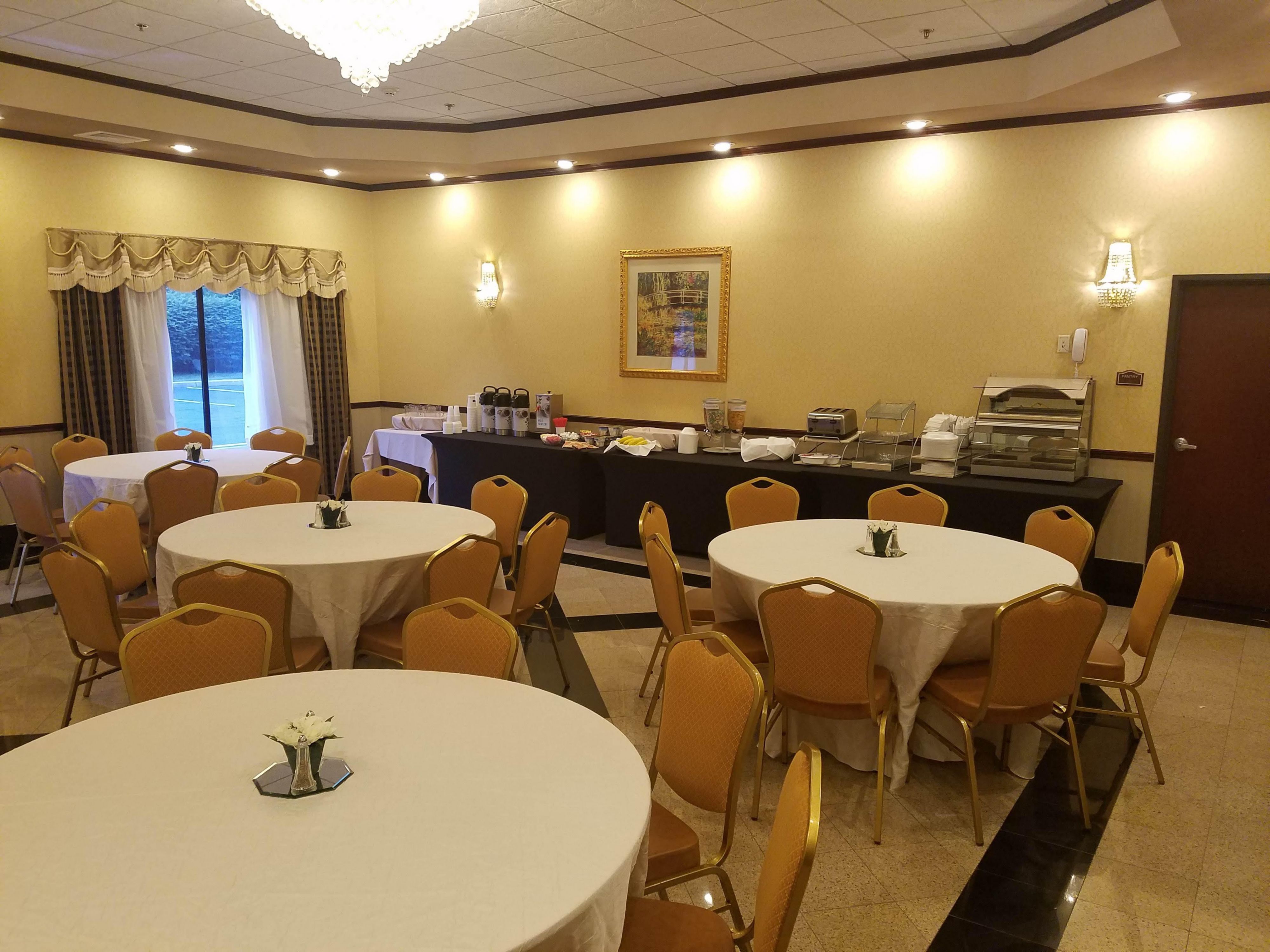 Our Crystal Room is available for your next business meeting or social gathering. 650 sq. ft space available in the set up of your choice. Contact our sales department today for pricing and availability. 