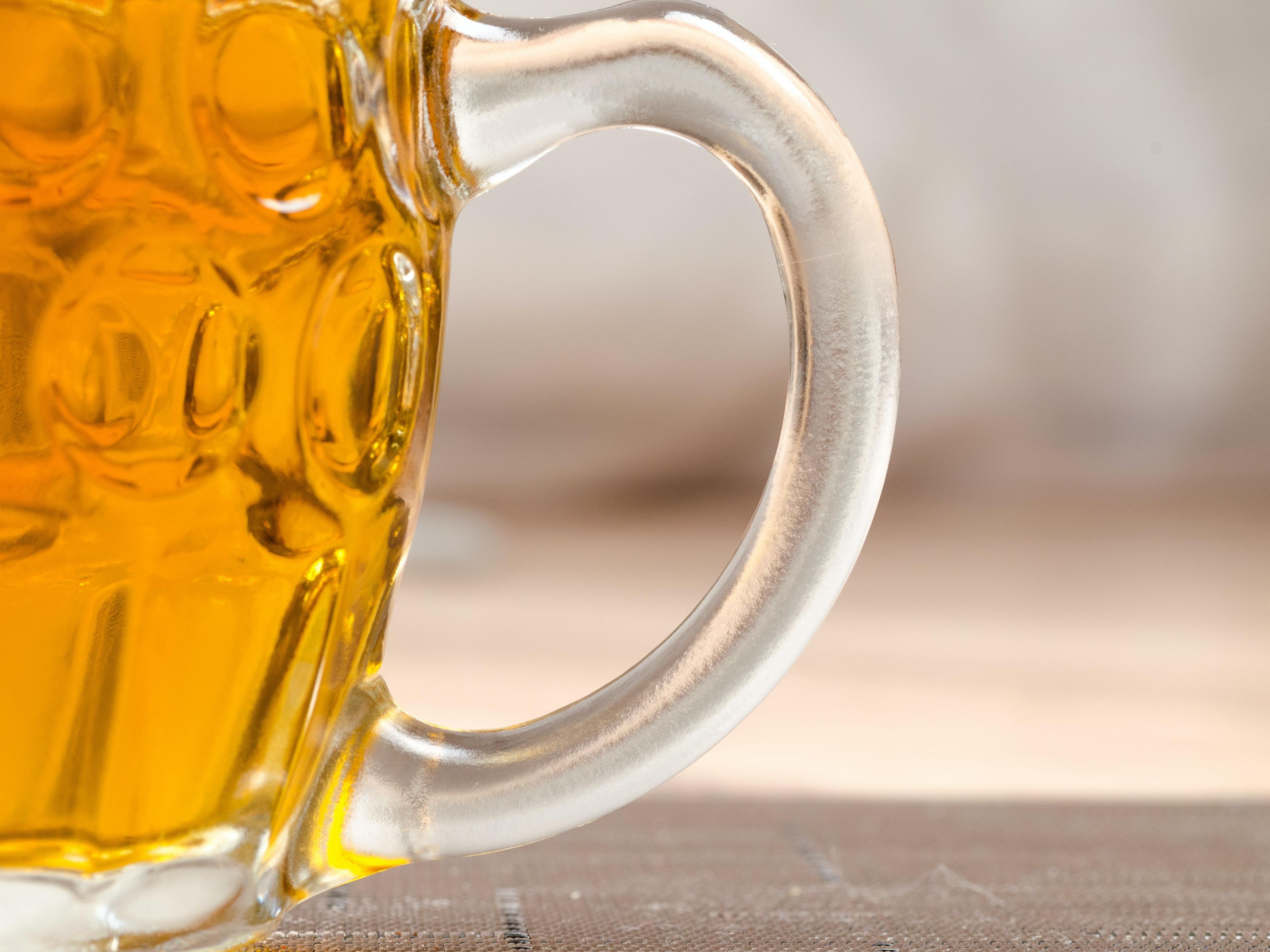 We host an evening reception Tuesday and Wednesday from 530pm to 7pm.  Complimentary local craft beer, wines, sodas and snacks.  Come relax, unwind and meet our management team. 