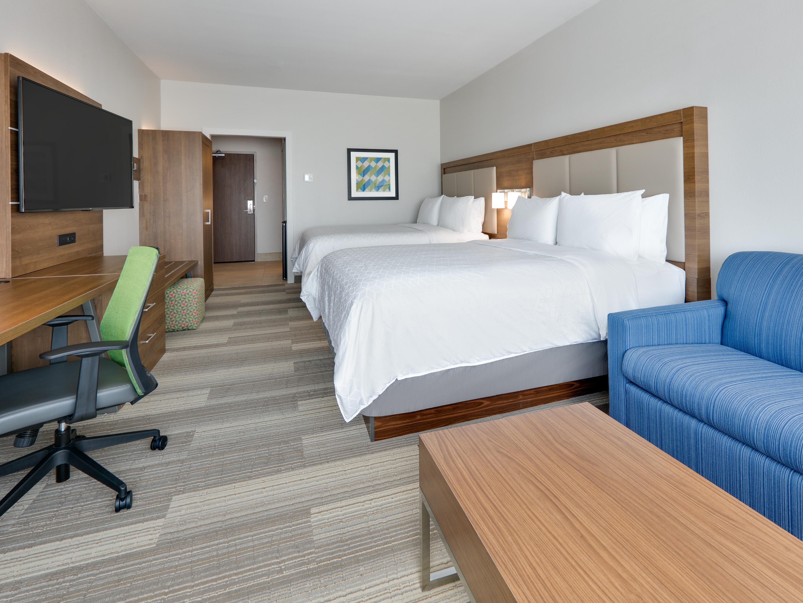They say everything is bigger in Texas, and that includes our Premium Suites. Upgrade your stay and book one of our larger suites, which boast additional square footage and sleeping areas. 