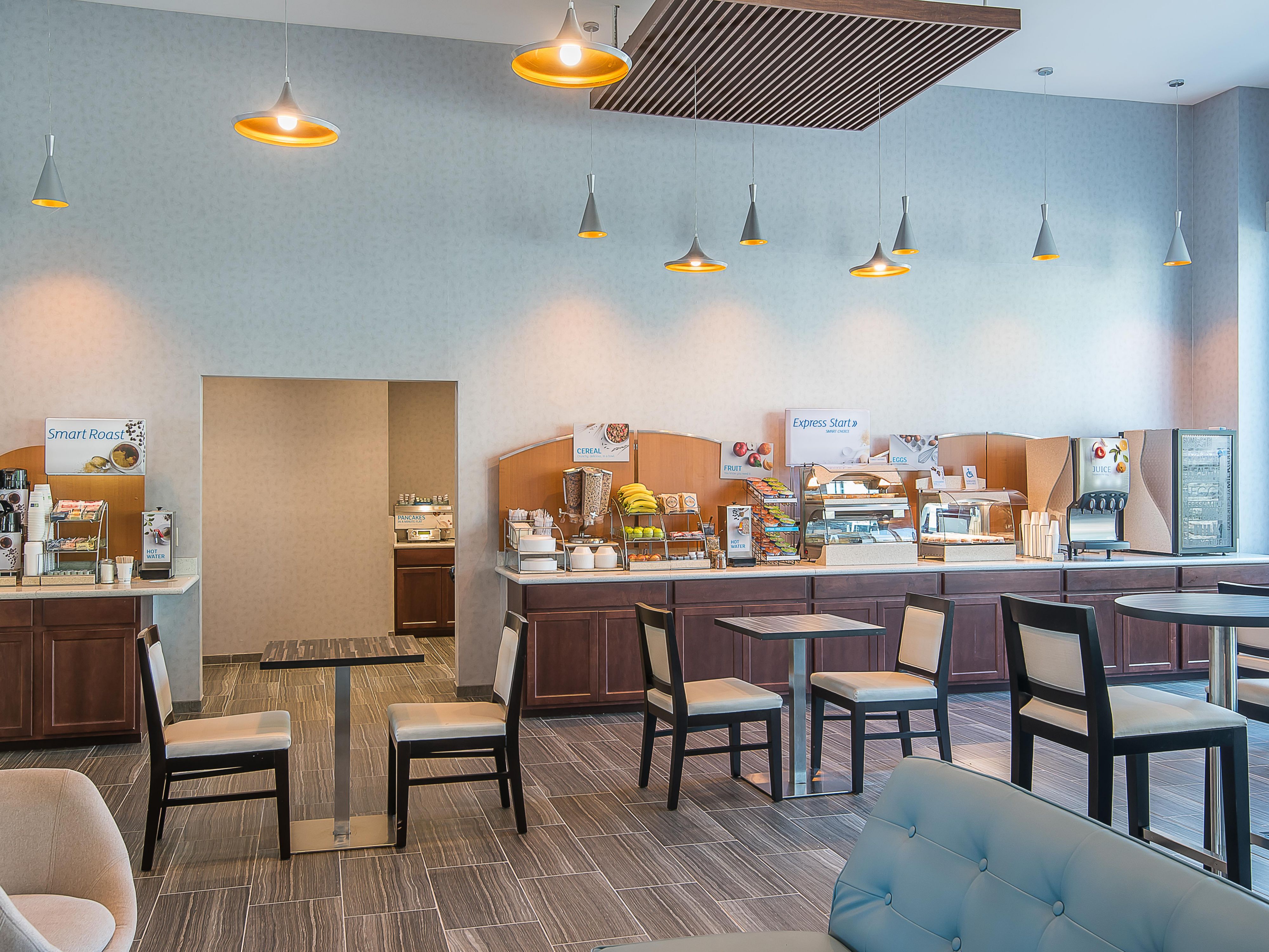 We offer a complementary express start breakfast for all of our guests!  Relax and enjoy your breakfast in our beautiful breakfast area while reading a complementary copy of USA Today or while browsing the web on our complementary Wi-Fi. 
Breakfast Hours:
Monday - Friday: 6:30 am - 9:30 am
Saturday - Sunday: 7:00 am - 10:00 am