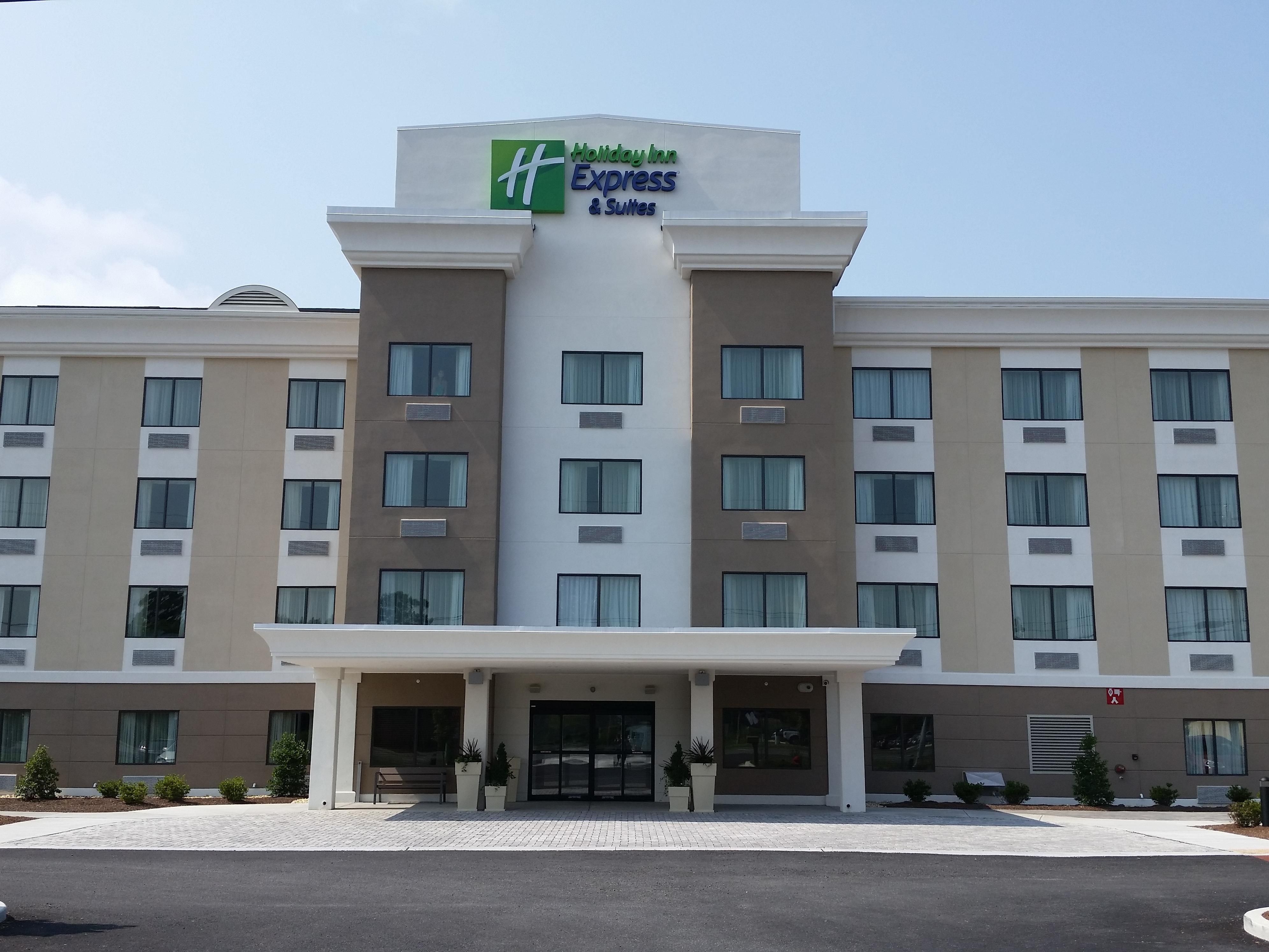 Holiday Inn Express & Suites of West Ocean City MD Welcomes YOU!