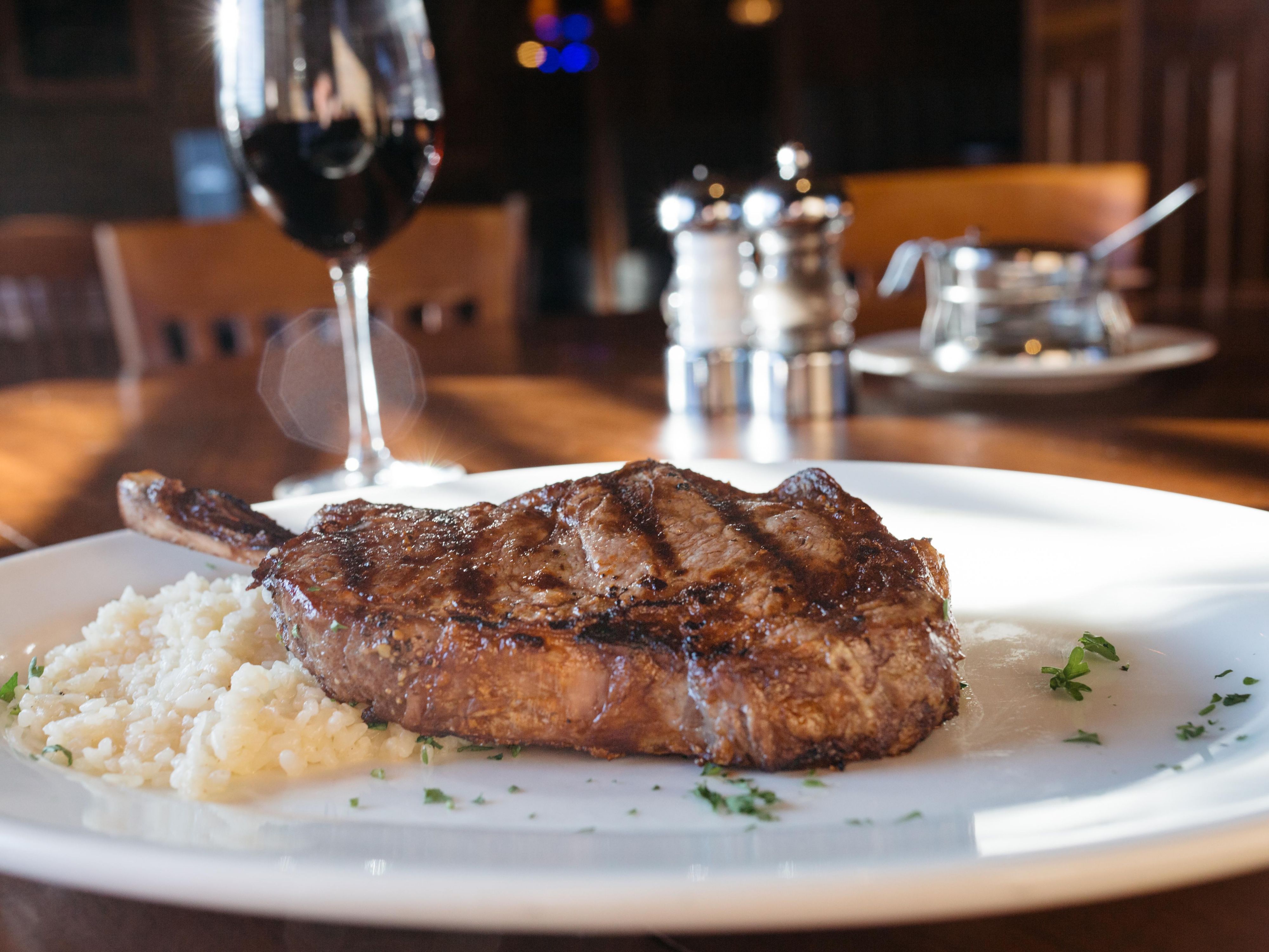 At Johnny’s, our steaks take center stage and are complemented by a gourmet assortment of Italian cuisine and seafood, alongside an expertly curated wine list. Whether you choose our famous Steak DeBurgo or the classic Chanel No. 5, you’re sure to satisfy your cravings. 
*Room service available. 
