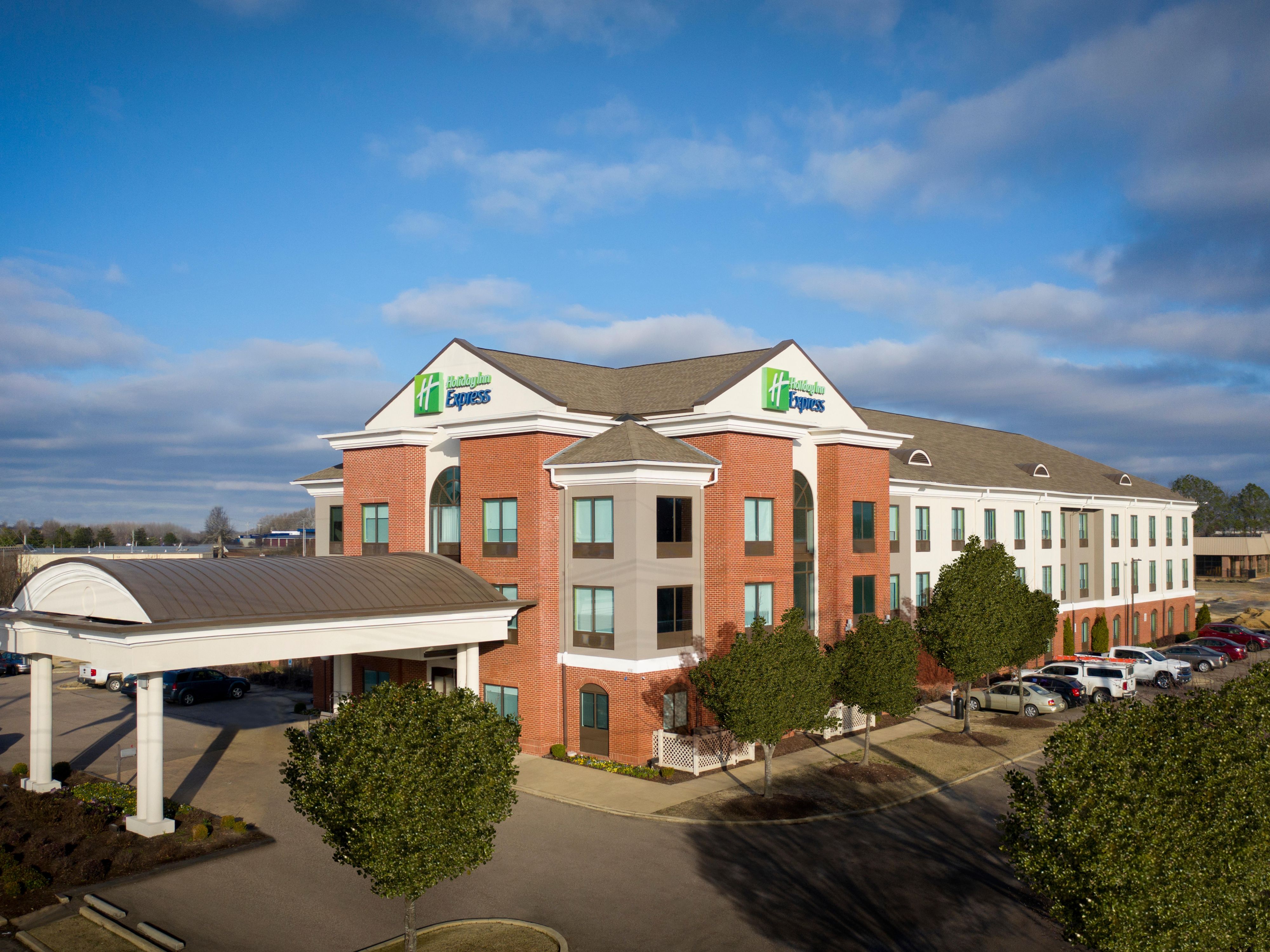 Holiday Inn Express Olive Branch near HWY 70 