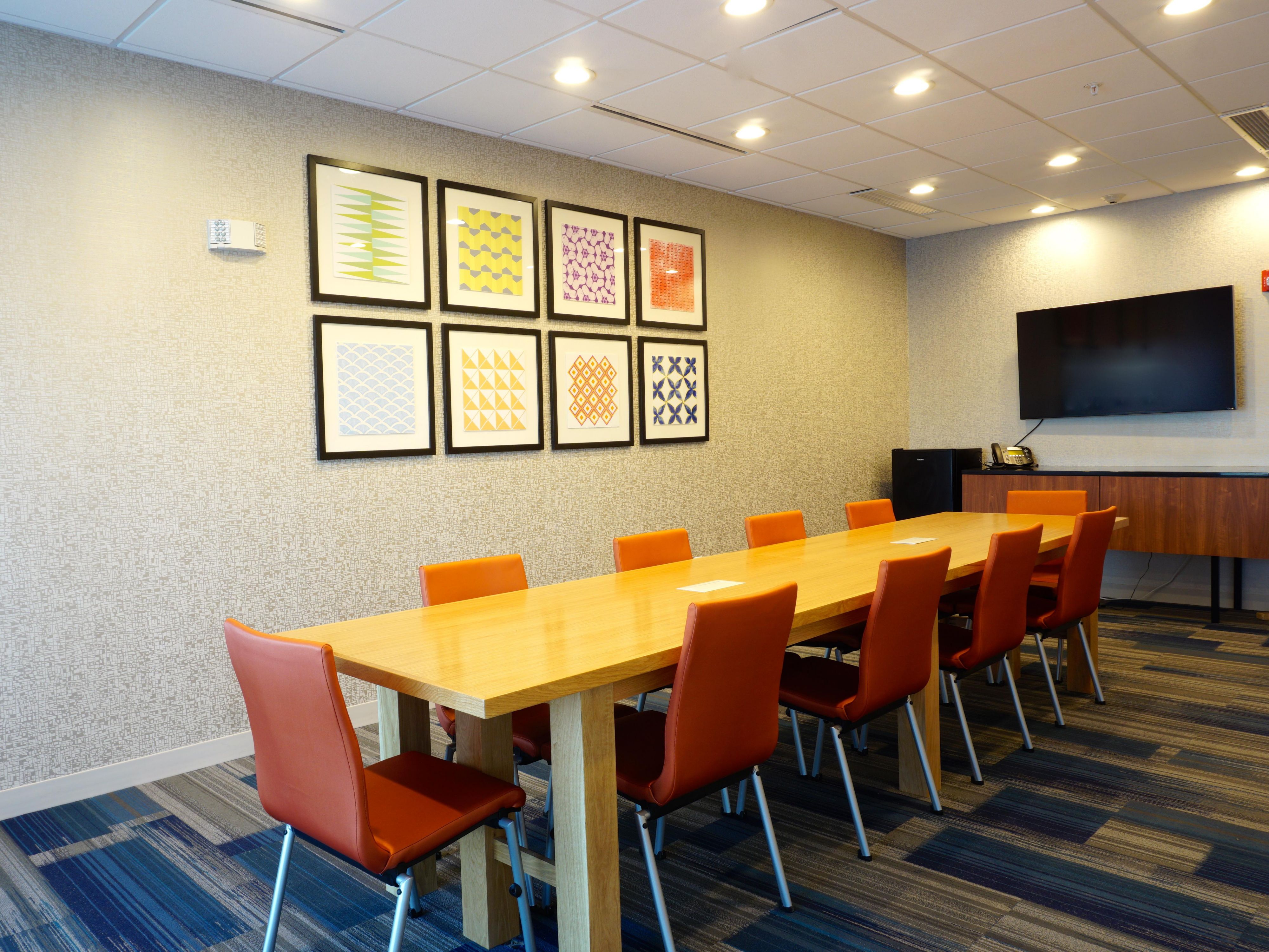 Plan your small meeting here at the Holiday Inn Express - Millard Area. For seating up to 10, we would love to be your host.
