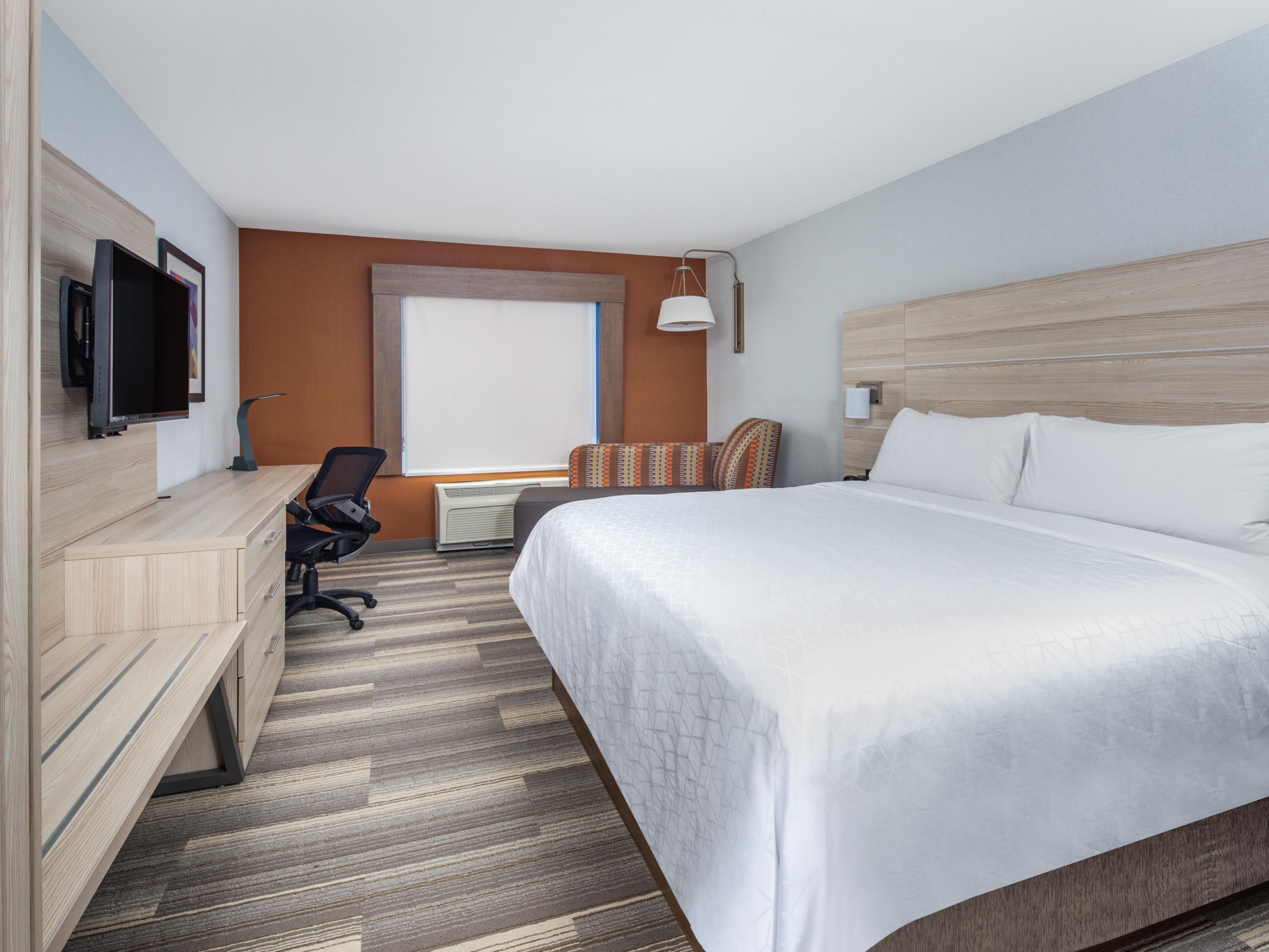 Indulge yourself in our warm, welcoming guest rooms.
