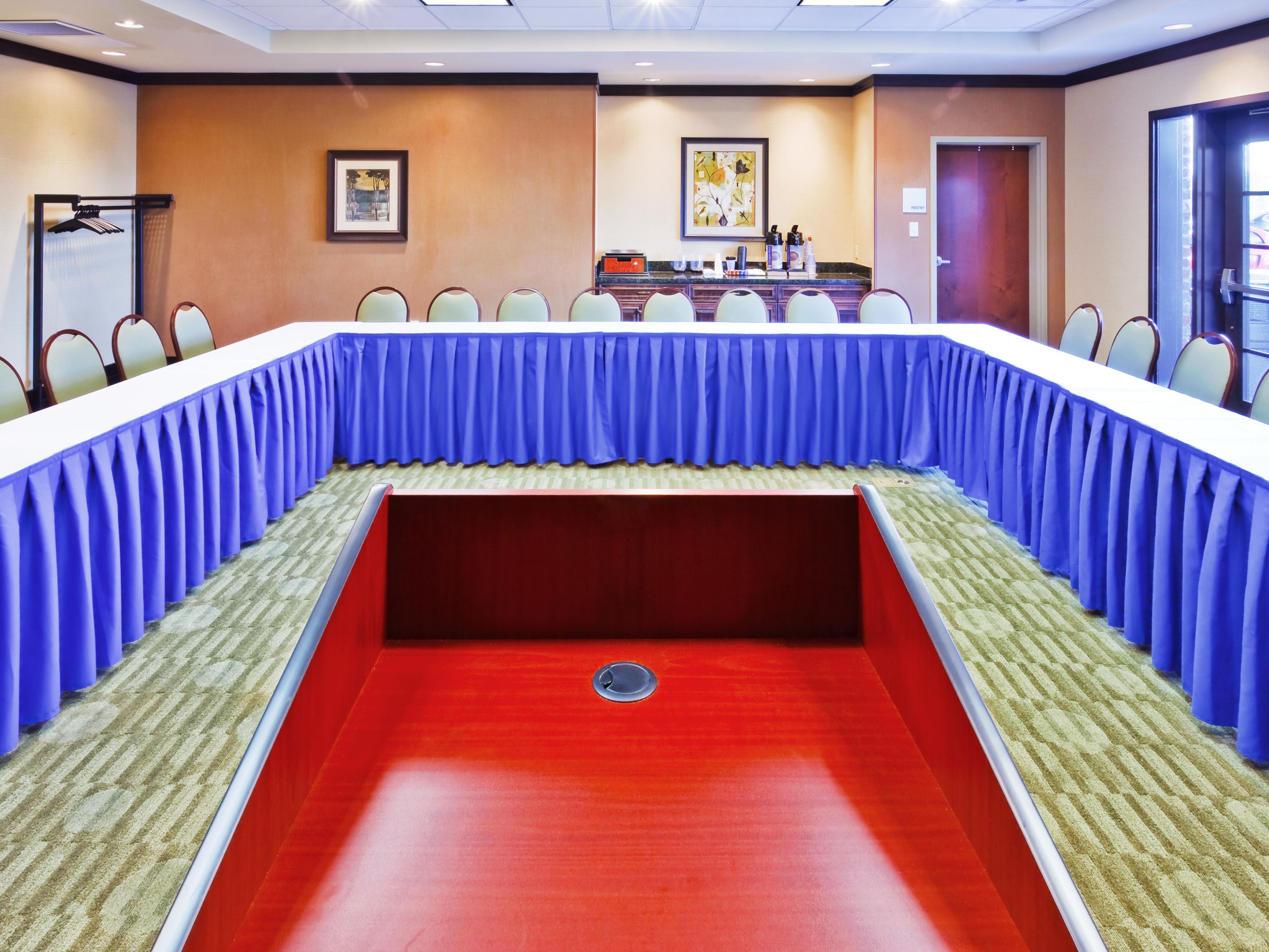 We have the perfect space for small meetings. If you're looking for a location with meeting space, you'll be glad to know that we offer a conference room that can accommodate up to 20 people. Besides offering free wireless Internet access, we can set up the room to meet your meeting needs. 