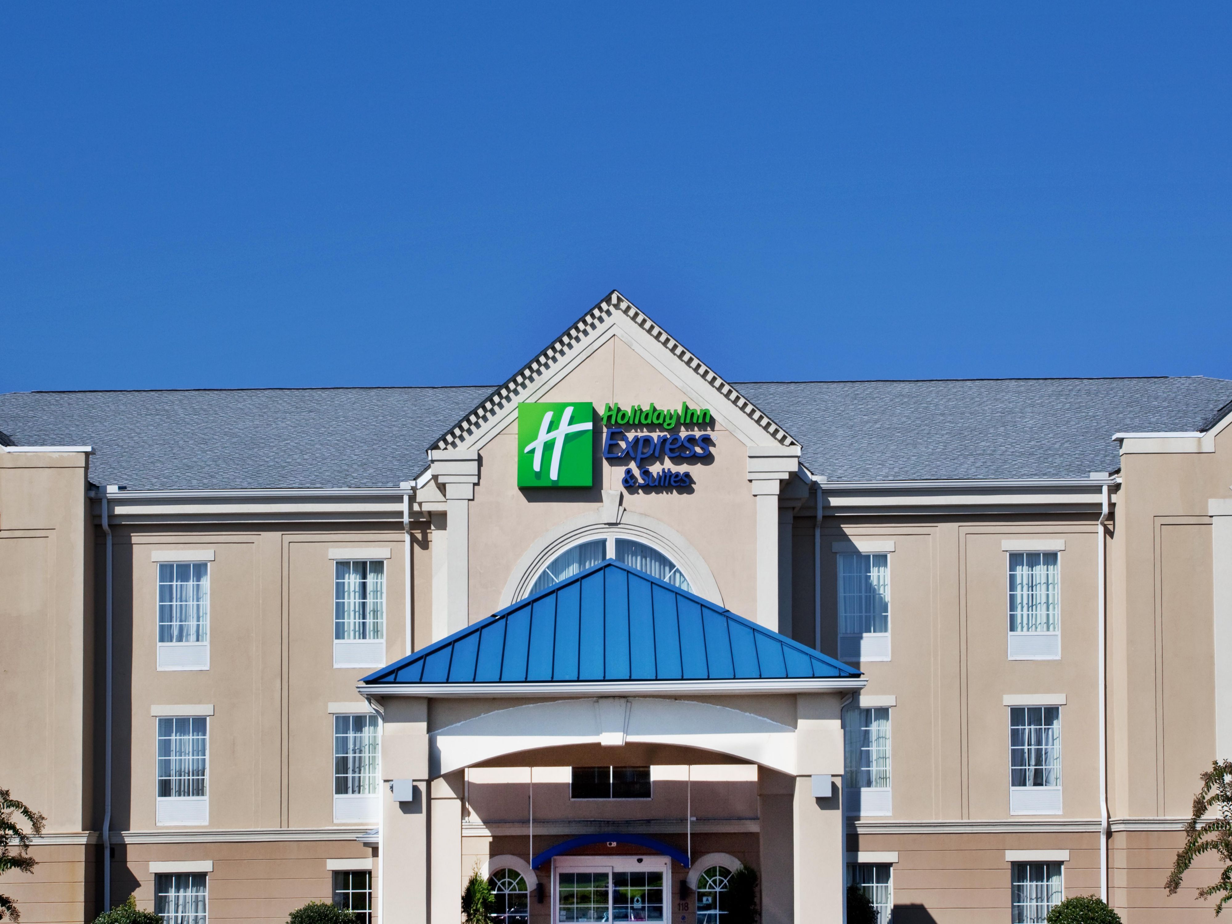 Conveniently located off I-26 at Exit 145, our hotel offers seamless highway access. Whether you're heading west to Columbia or east to Charleston, our prime location makes it easy to reach your destination. Perfect for both business and leisure travelers, we provide a hassle-free travel experience.