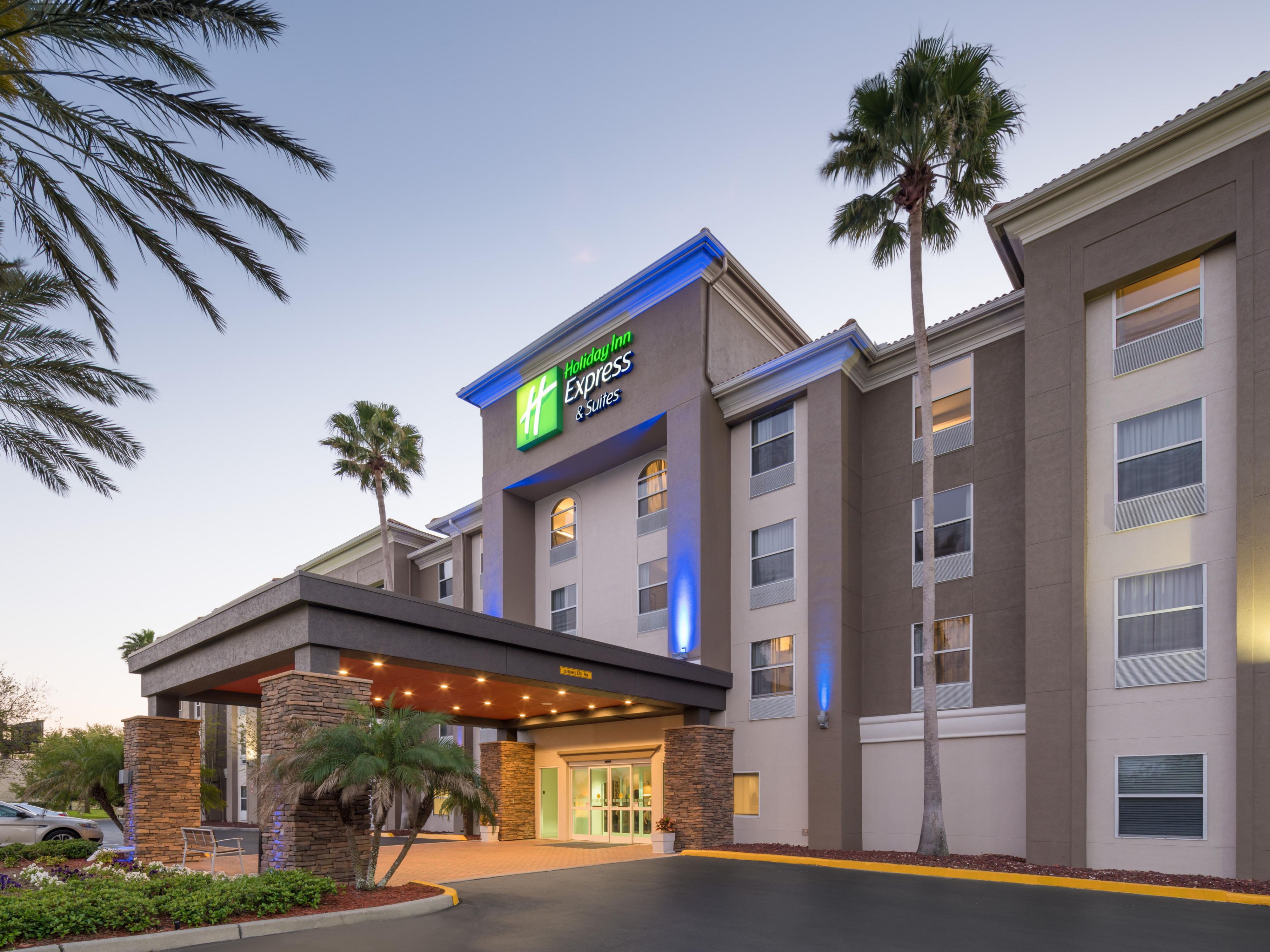 Discover the Holiday Inn Express Orlando Airport. Whether you are attending a local meeting, a sports competition, or planning your next family vacation - we are here for you.