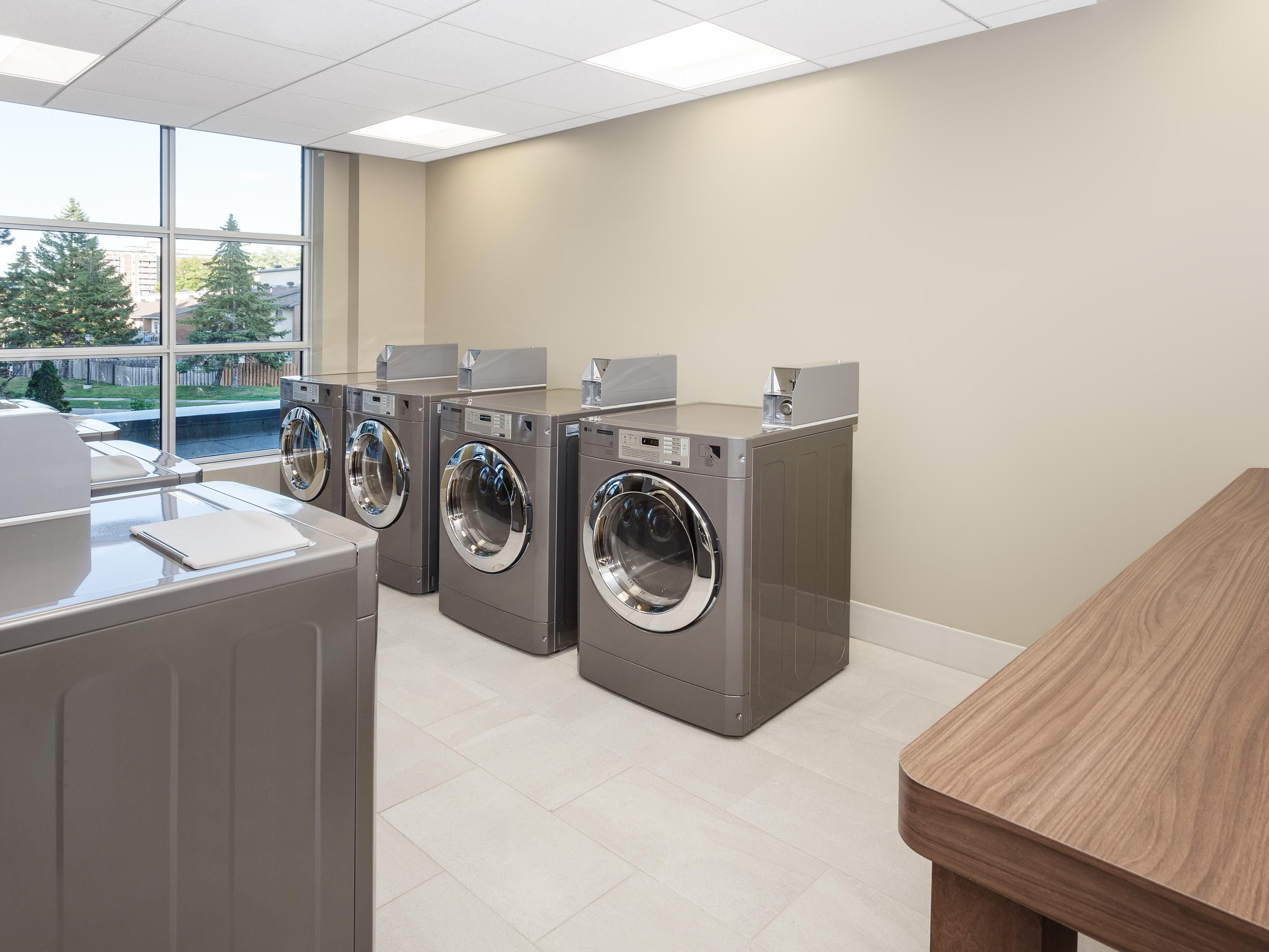 With our convenient laundry facilities, you can pack light and still have access to clean clothes whenever you need them. Whether you're traveling for business or pleasure, our state-of-the-art machines make it easy to refresh your wardrobe and stay looking your best. So why wait? Book your stay with us today.