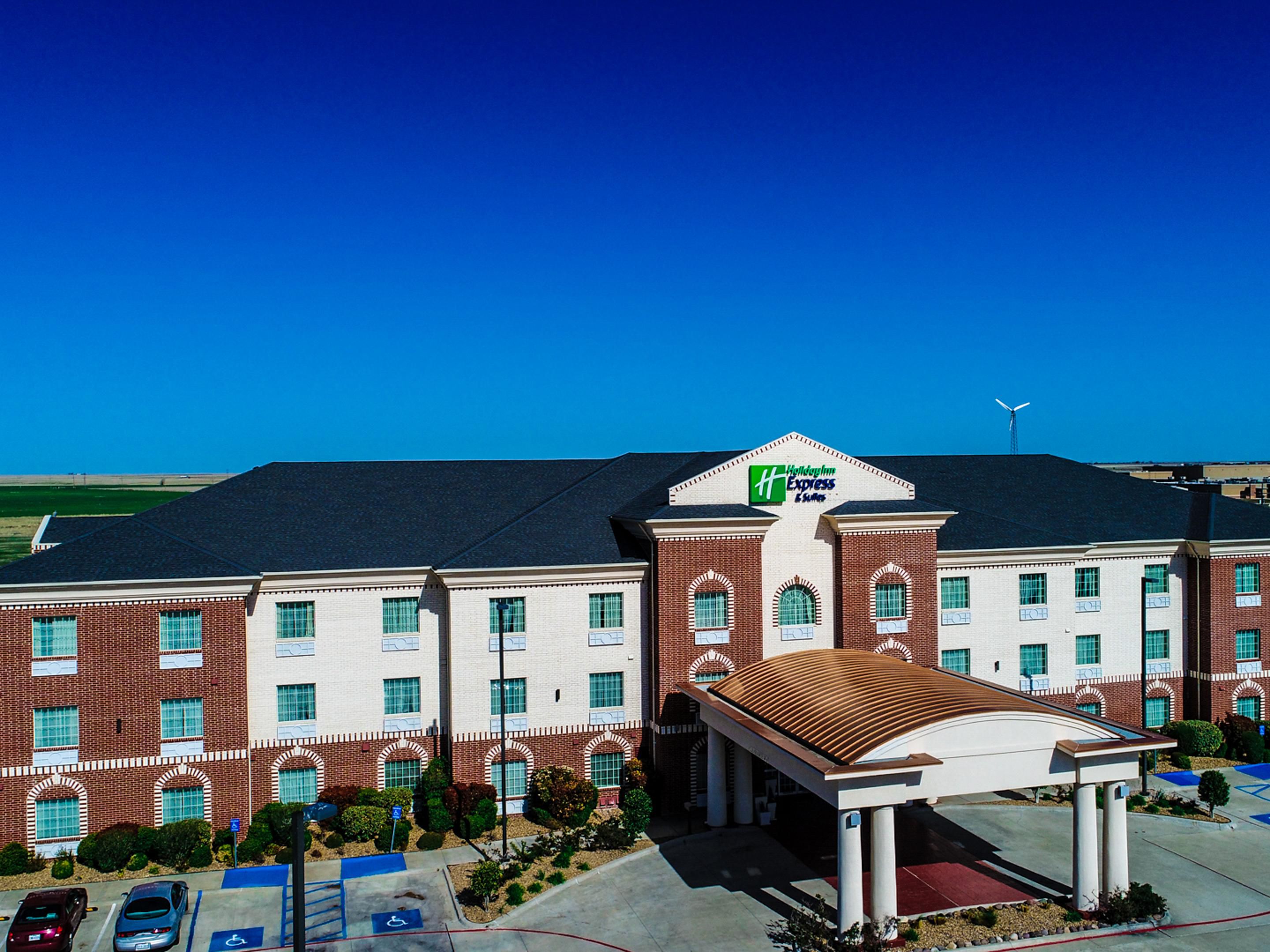 Welcome to our Holiday Inn Express in Pampa, Texas.