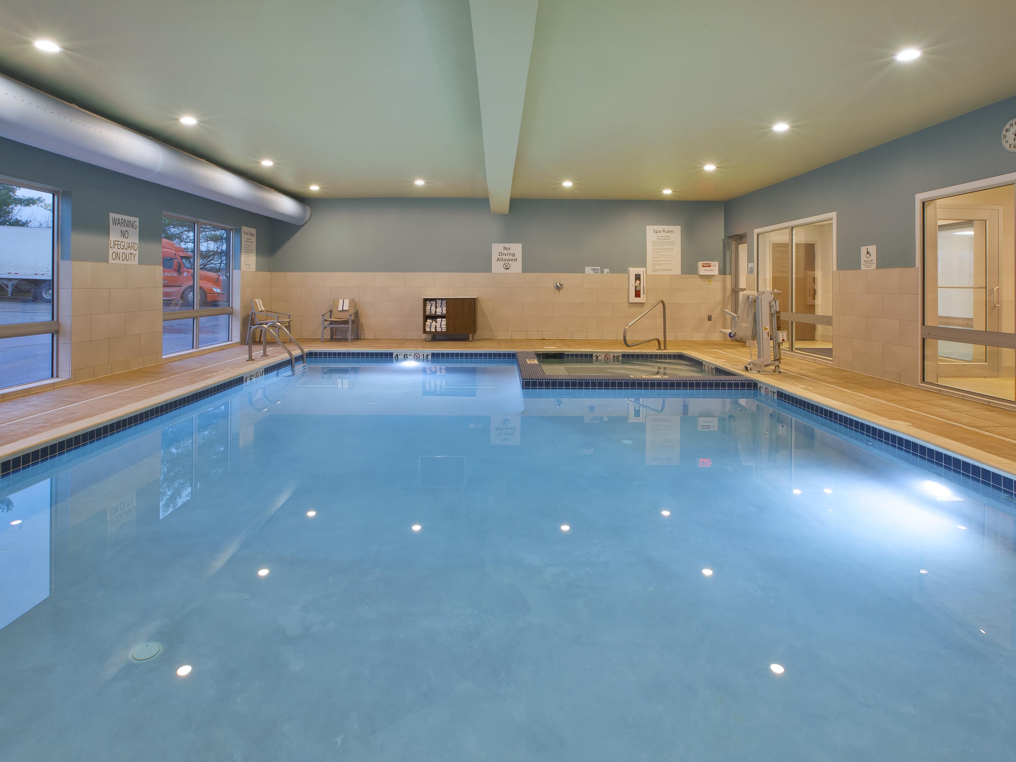 Have a relaxing day in our indoor pool. 