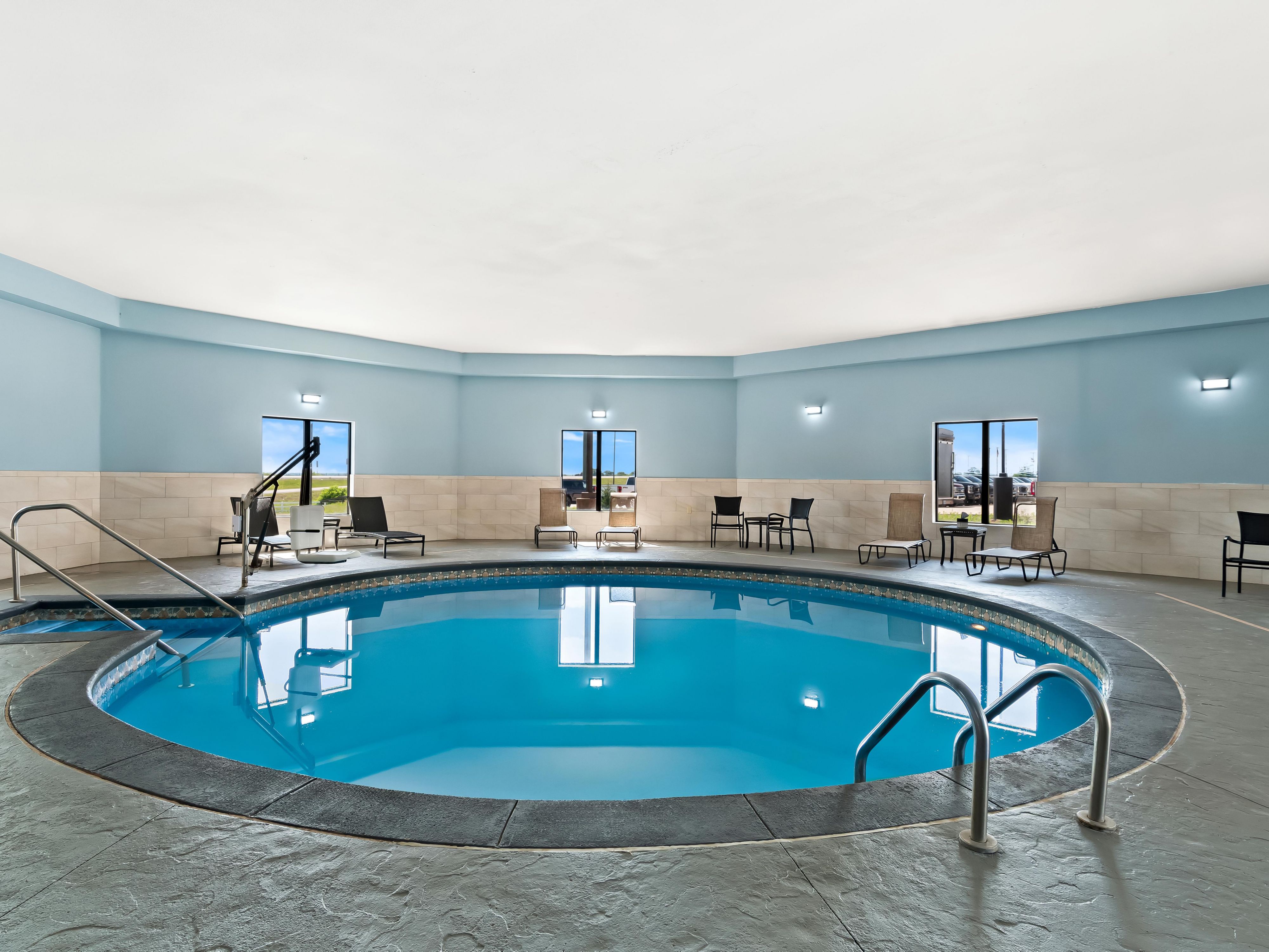 Whether you prefer invigorating laps in the morning, a midday splash or a leisurely evening soak in the hot tub, our inviting indoor pool and hot tub provide the perfect place for relaxation and recreation during your stay. Pool hours are 9:00 AM – 10:00 PM daily.