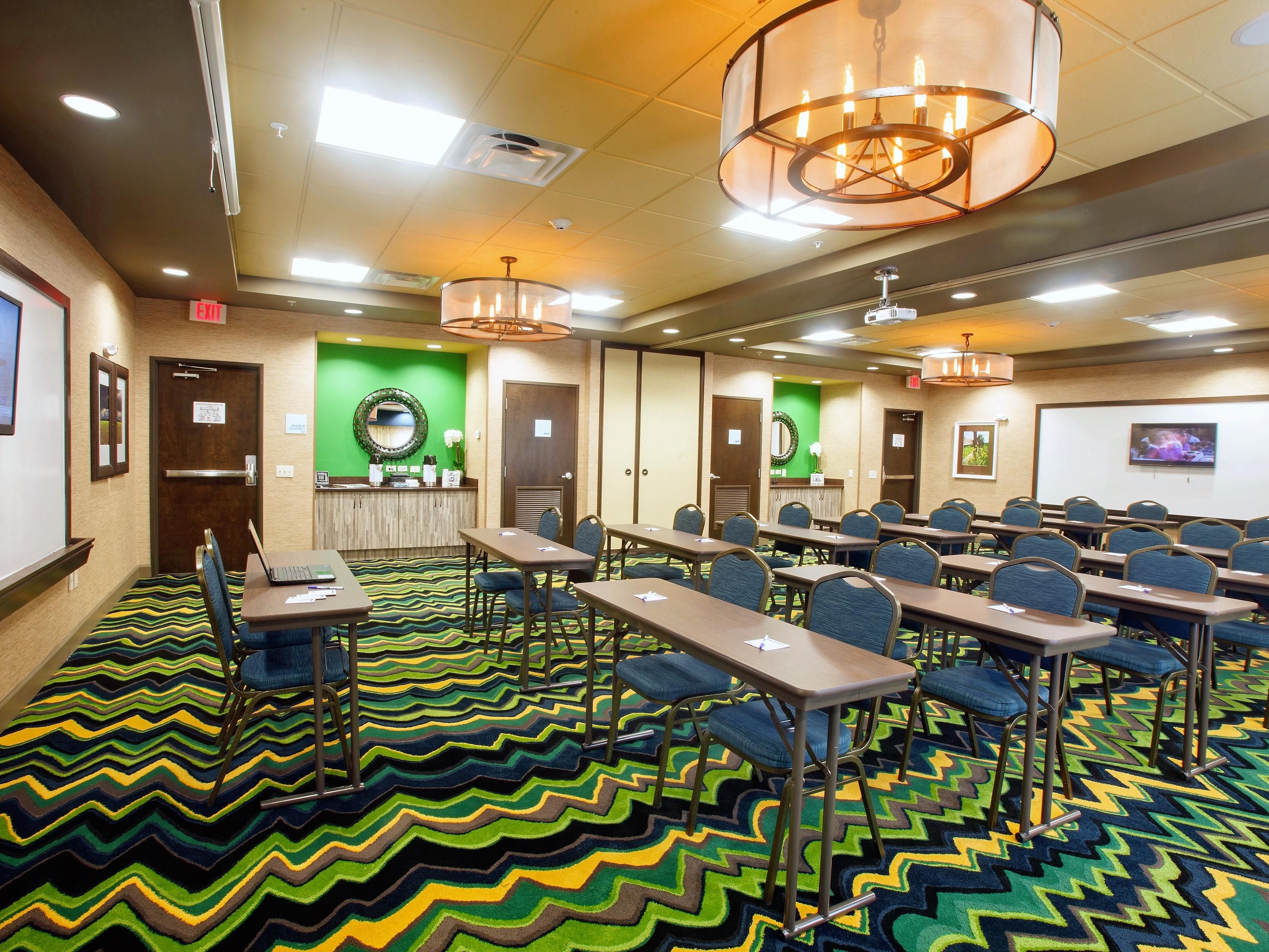 Plan your next event at our hotel in Perry, GA, with flexible meeting space for everything from business meetings to social events. We can help you with event planning, finding the best catering options, and making sure the setup fits your needs. Customizable seating, high-speed Wi-Fi, and AV equipment round out our event space offerings.