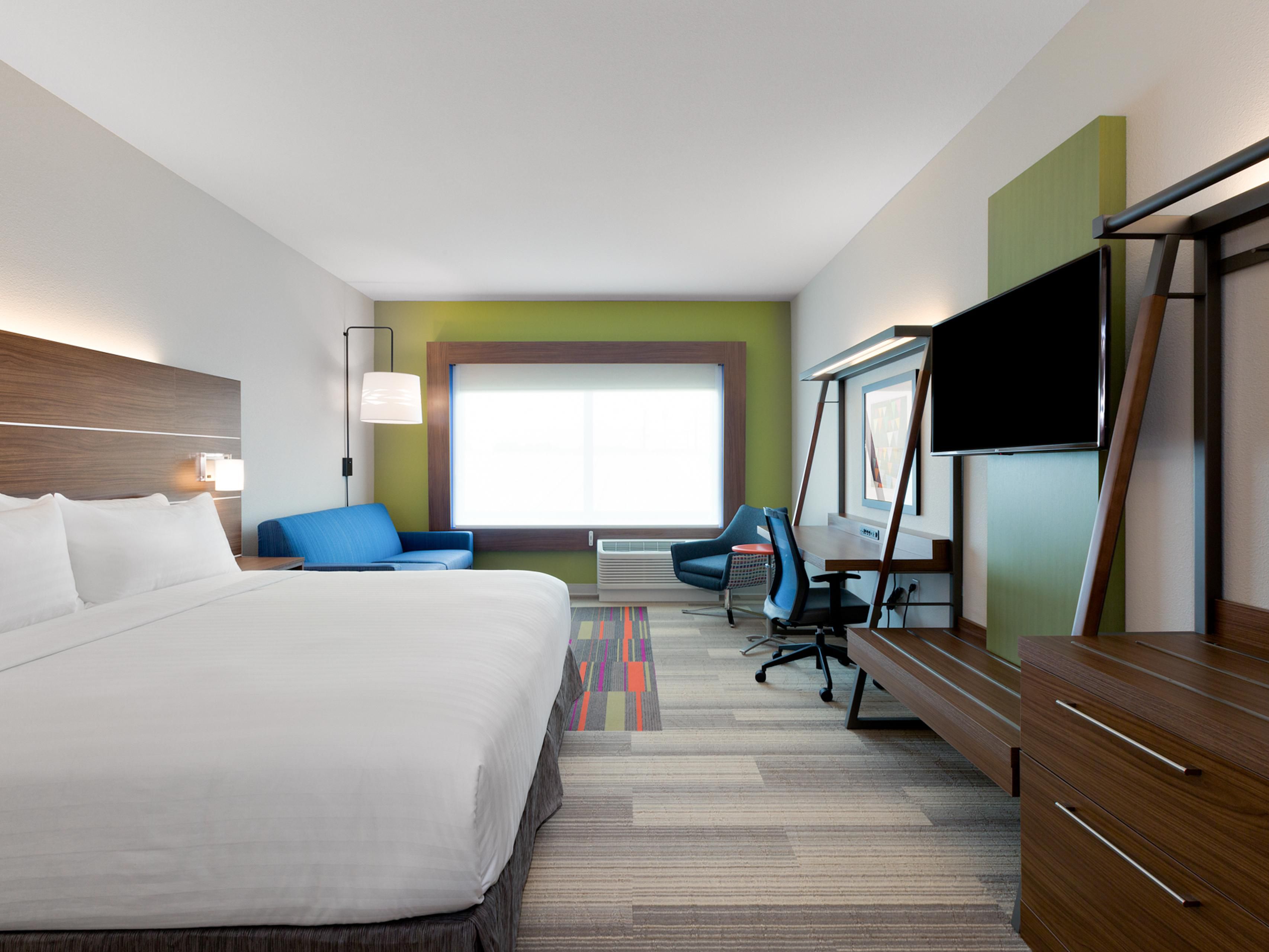 King Suite with queen sofa sleeper