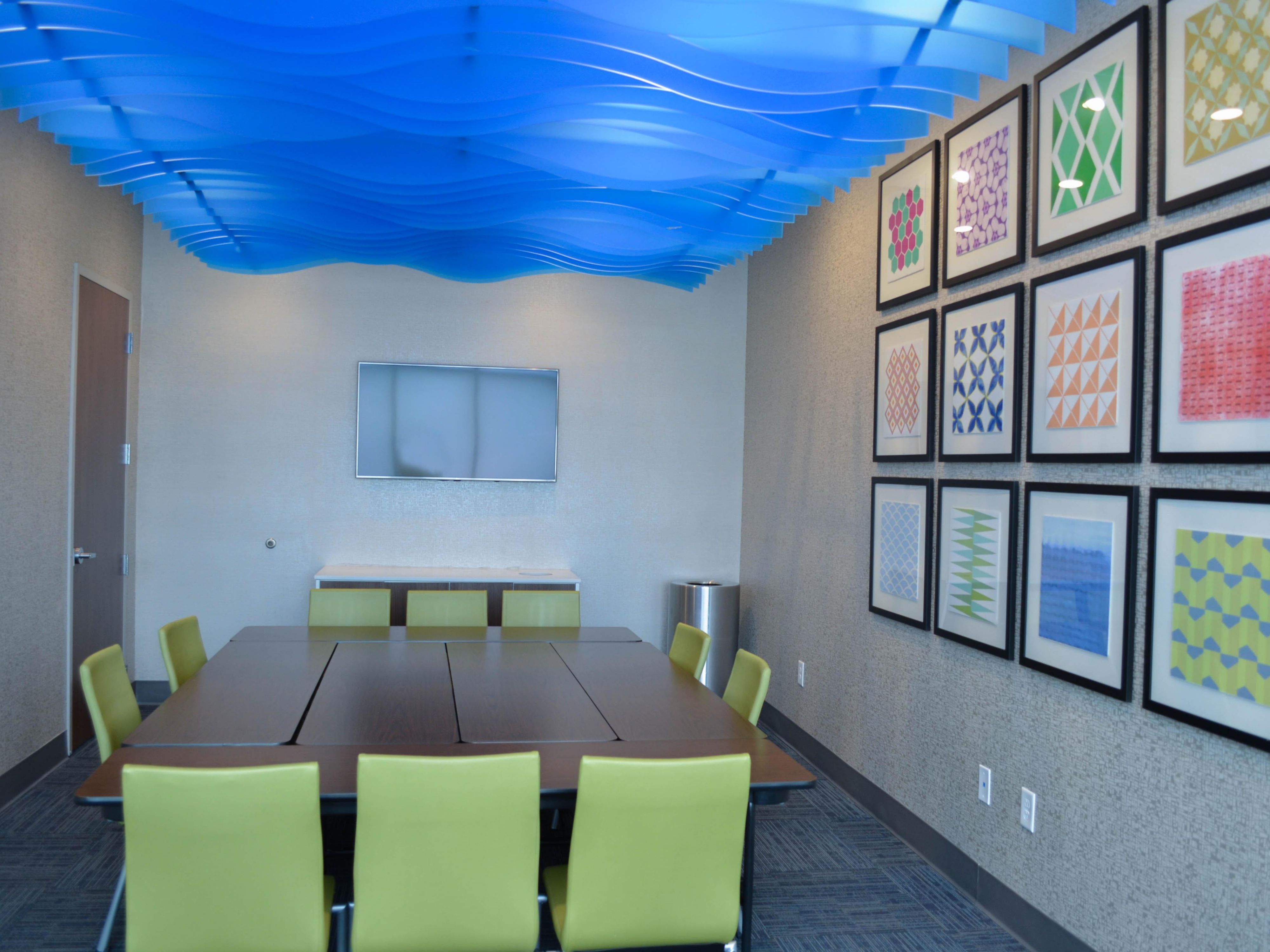 Host your next event in style at our modern event space in Raleigh, NC! With 2,200 square feet. of versatile meeting space, we can accommodate everything from conferences and board meetings to birthday and anniversary celebrations. Let us help you create the perfect setup for your event - big or small.