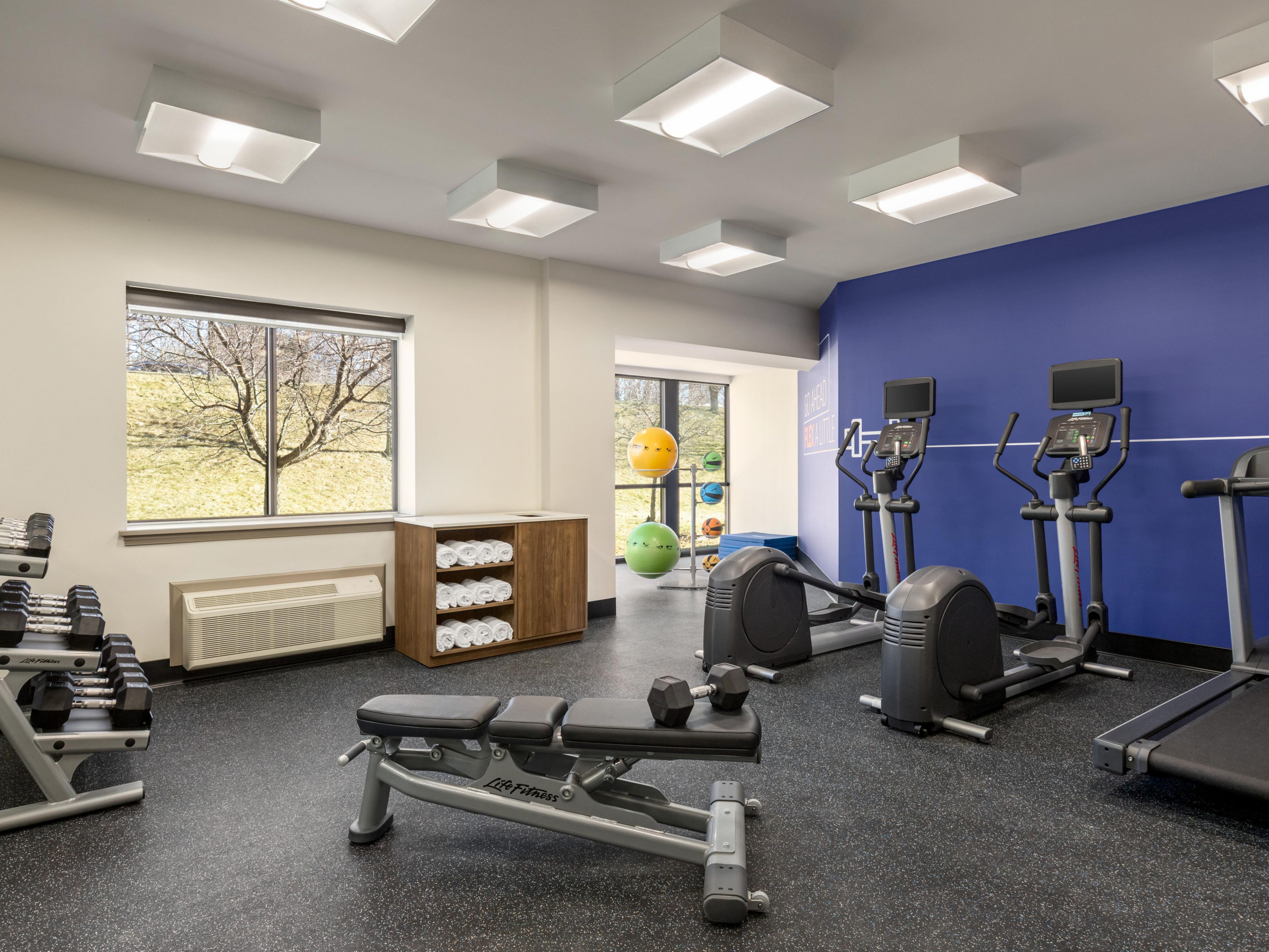 Start your day with our complimentary Express Start® Breakfast buffet, stay active in our 24-hour Fitness Center, and relax with a refreshing dip in our indoor pool. Take advantage of convenient access to our flexible meeting space, on-site parking, and free Wi-Fi for a seamless and stress-free stay.