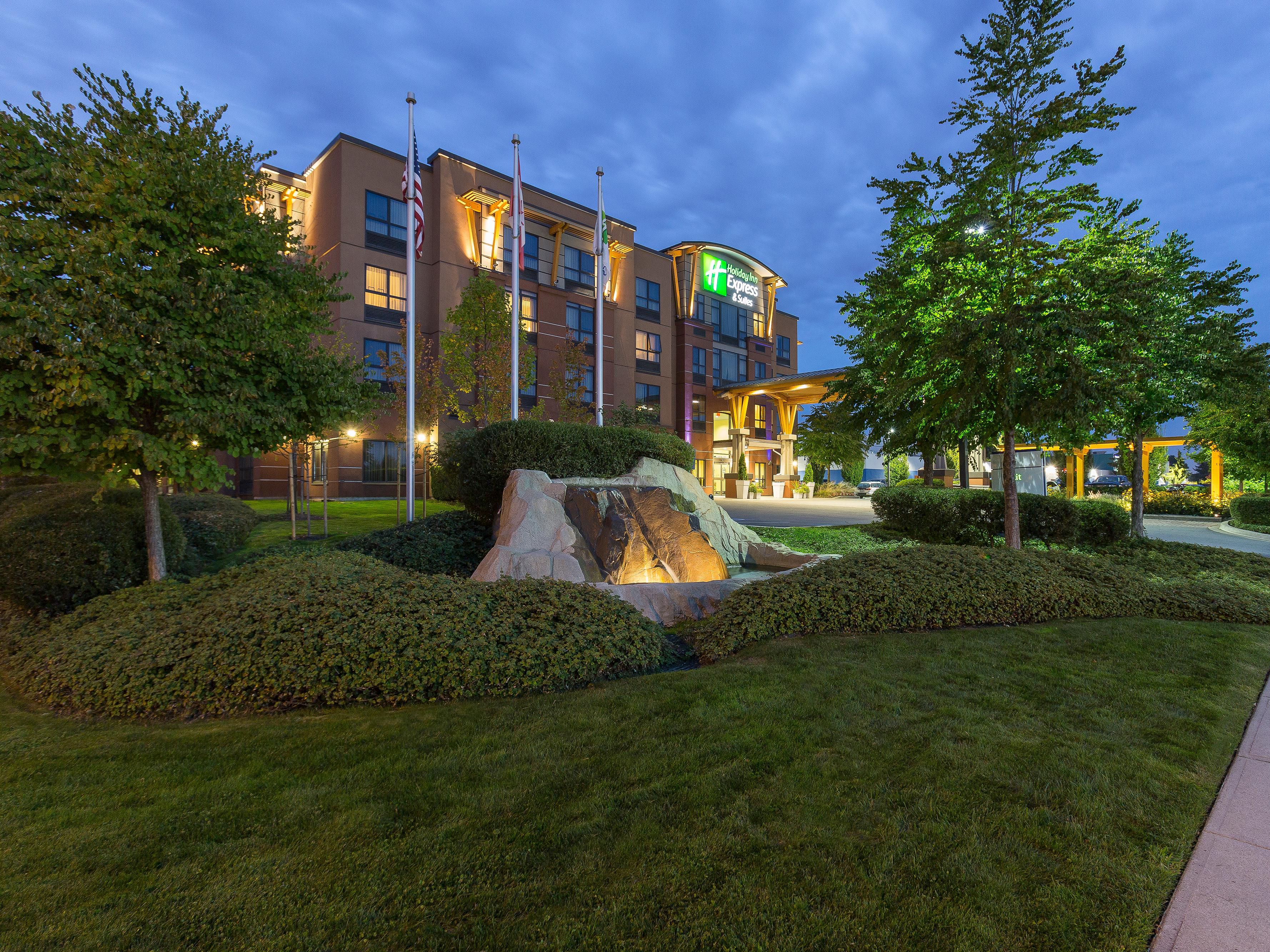 Exterior Of The Hotel With View Of The Waterfall
