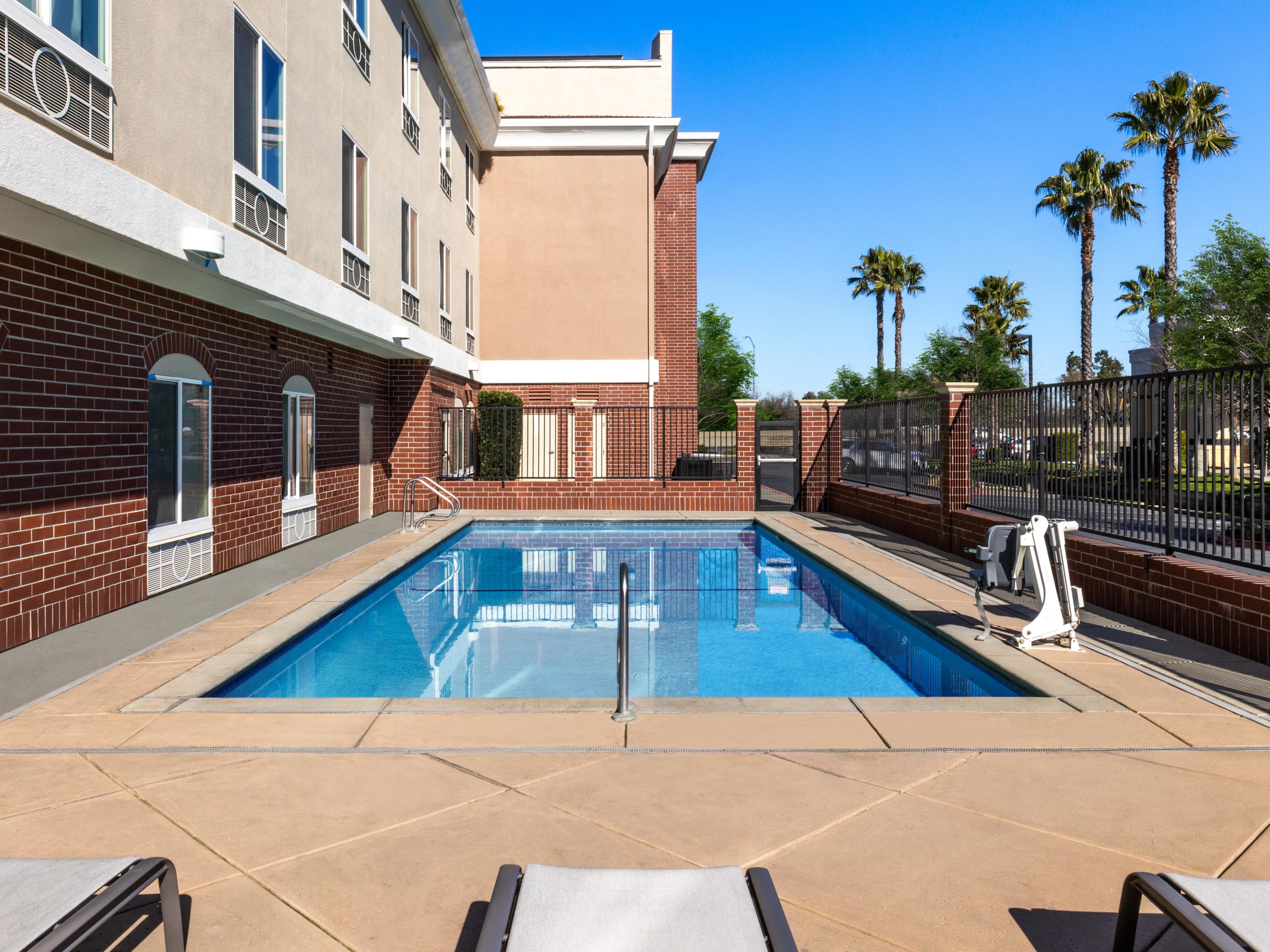 Relax, soak under the sun, and spend your day in our outdoor pool.
