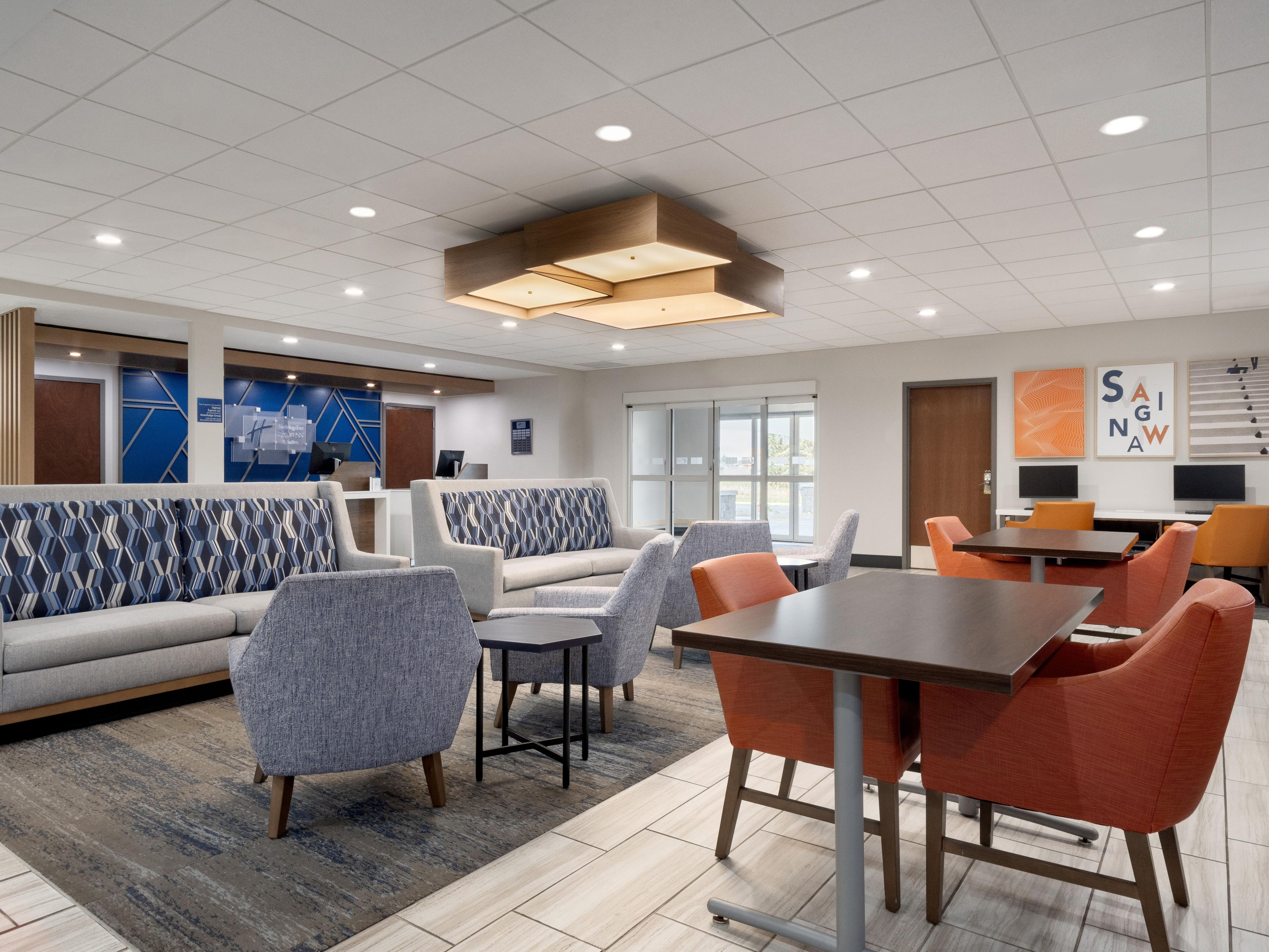 Lobby seating area with business center 