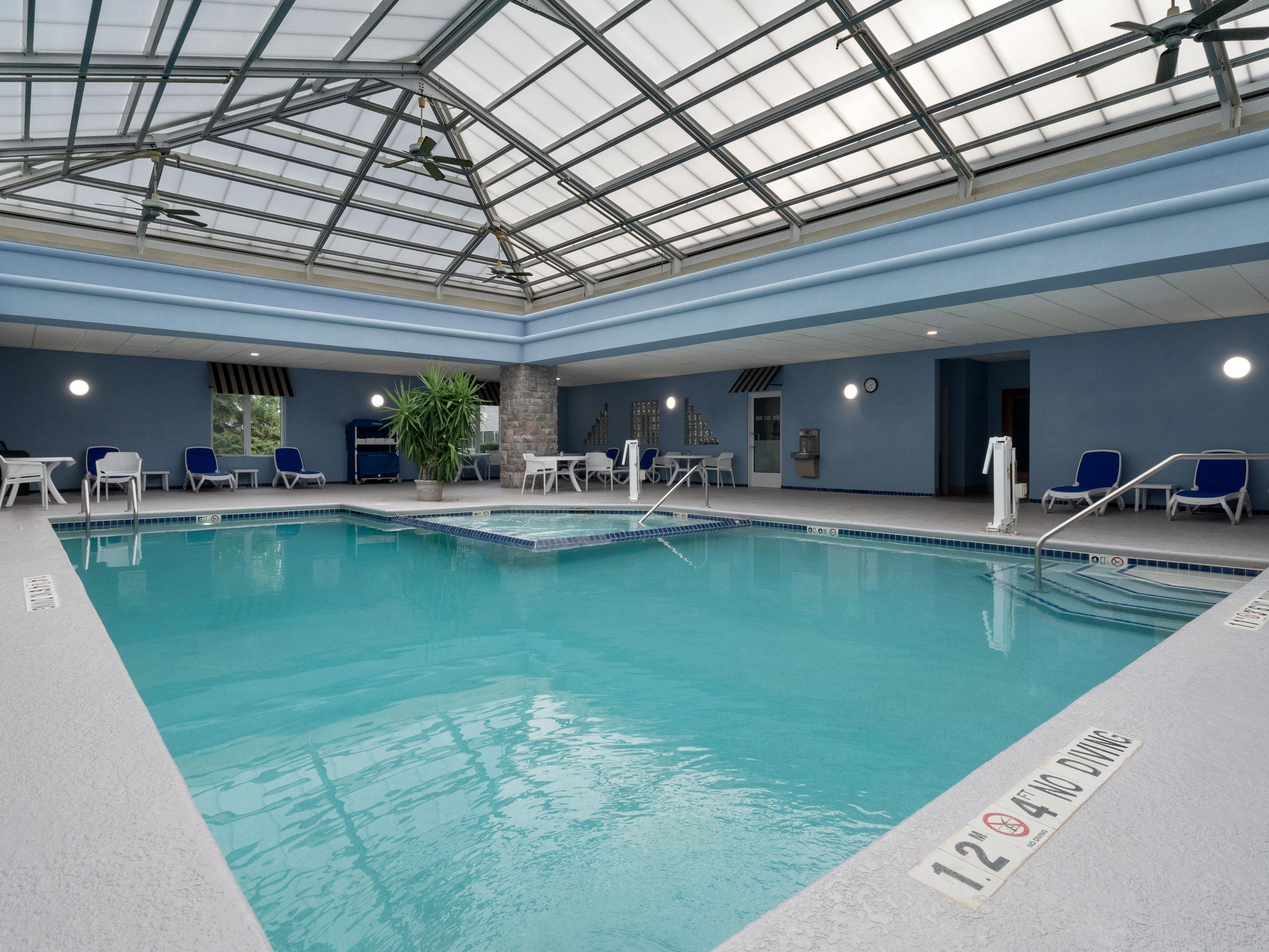 Indoor swimming pool 