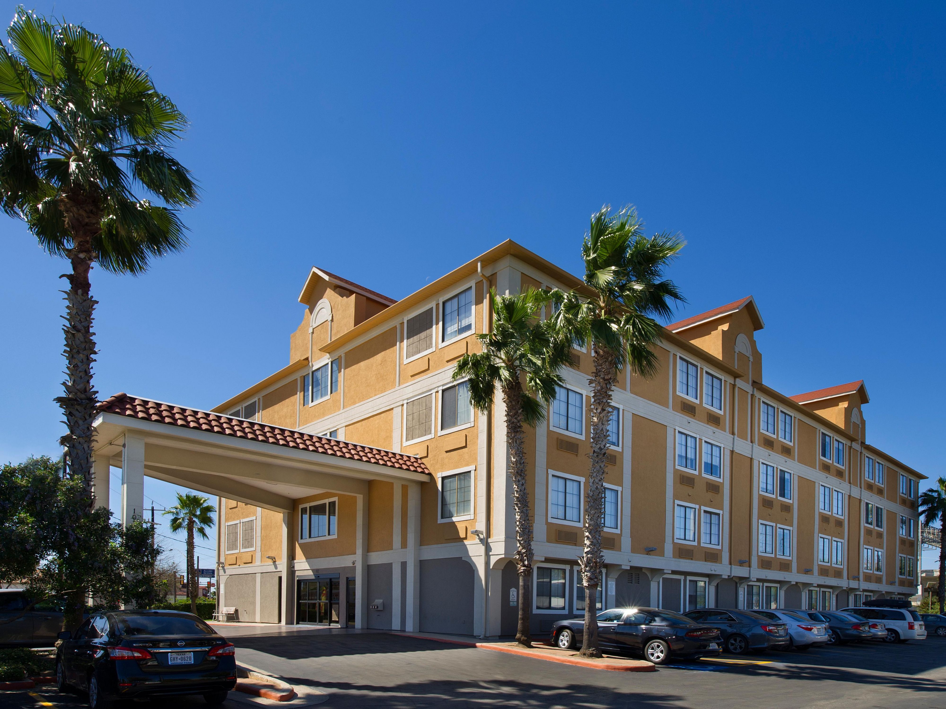 Half mile from UTSA Downtown Campus 