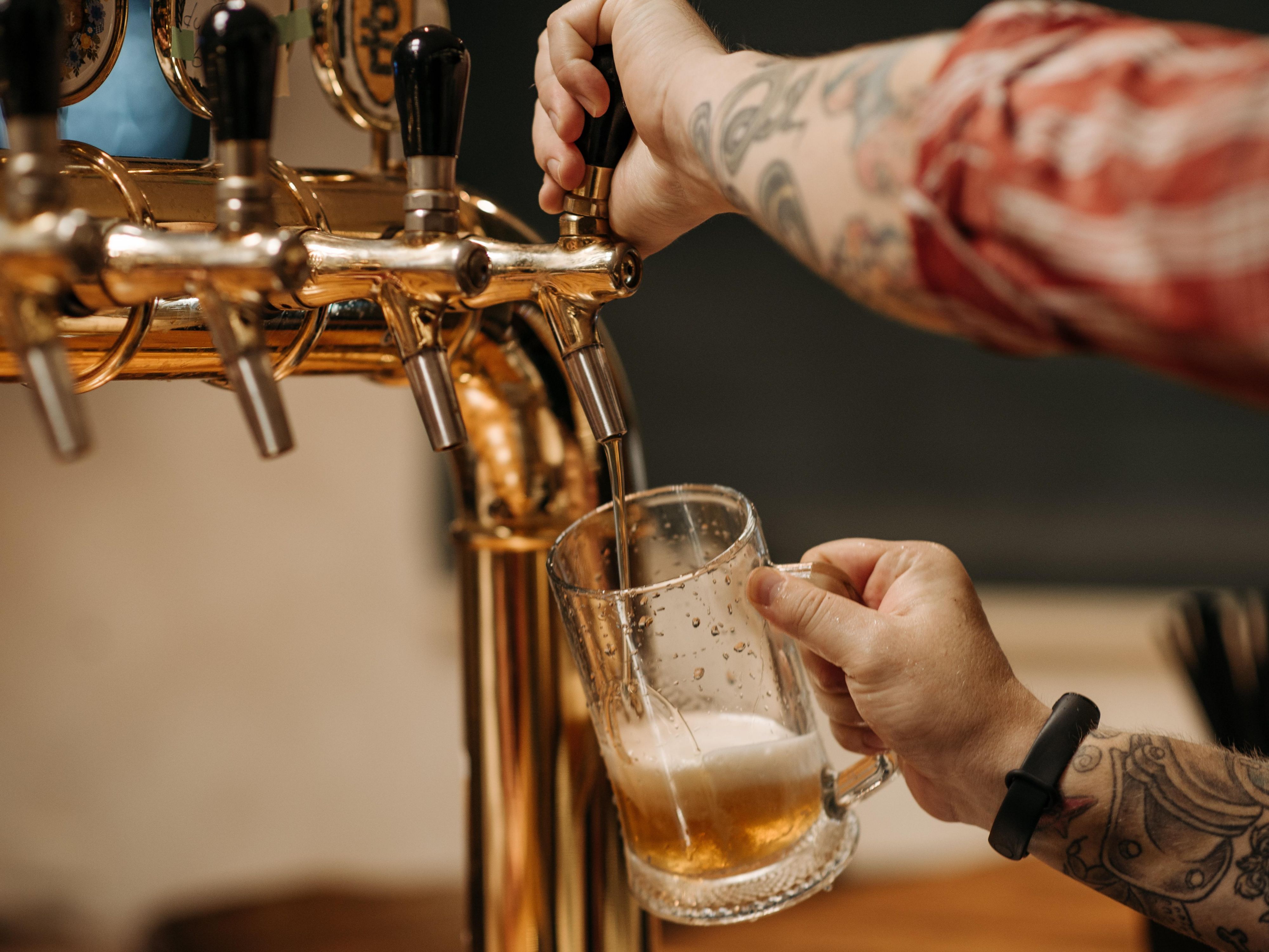 Known as the 'Capital of Craft', San Diego is home to over 150 independent craft breweries and has some of the industry's most respected breweries. From major breweries like Ballast Point and Stone, to smaller ones like Duckfoot and Societe, there’s a brewery and a beer for everyone. Cruise on over from our hotel or book a brewery tour!