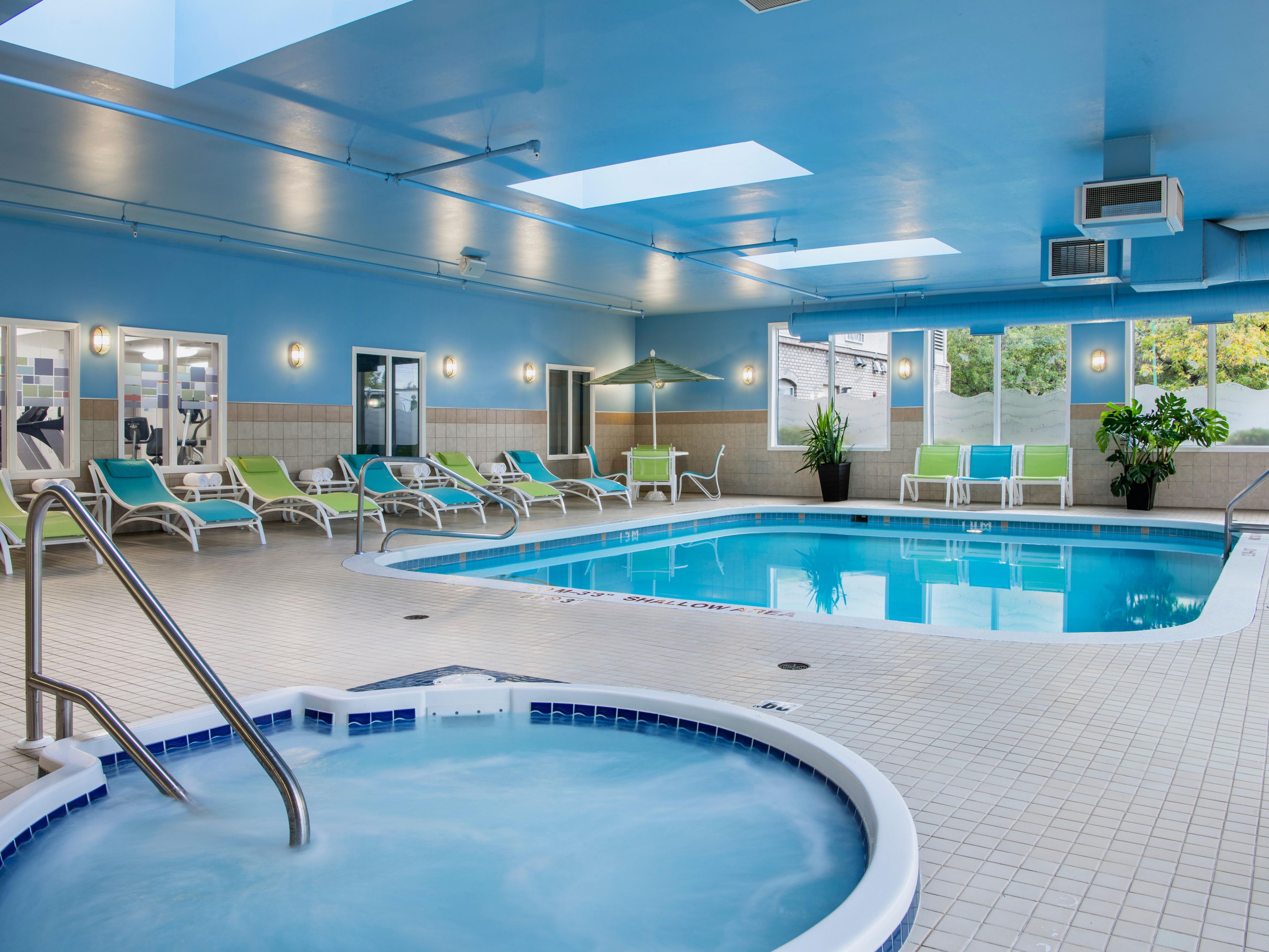 Take a dip in our heated indoor pool, accessible to registered guests that wish to enjoy a few laps or splash around with the kids. Along with its accompanying whirlpool, windows that offer natural light, and lawn chairs, this watery amenity will entertain you for hours and serves as a great place to start your day or unwind your afternoon.