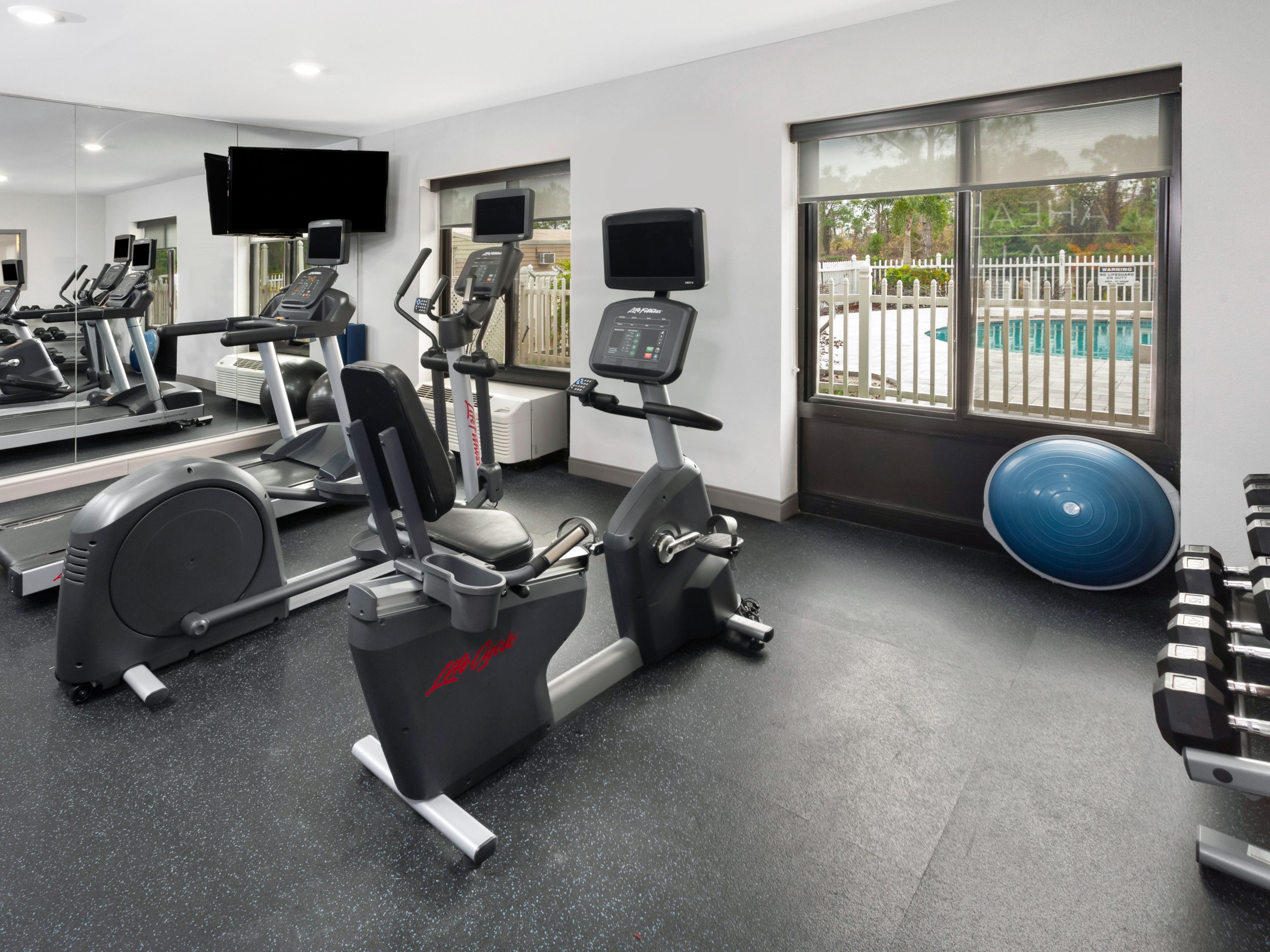 Discover a perfect blend of comfort and convenience with modern essentials at every turn. Begin your day with our complimentary Express Start® Breakfast buffet, stay active in our 24-hour Fitness Center, recharge in our sparkling outdoor pool, and enjoy access to free Wi-Fi, onsite parking, and EV Chargers for a seamless and relaxing stay.