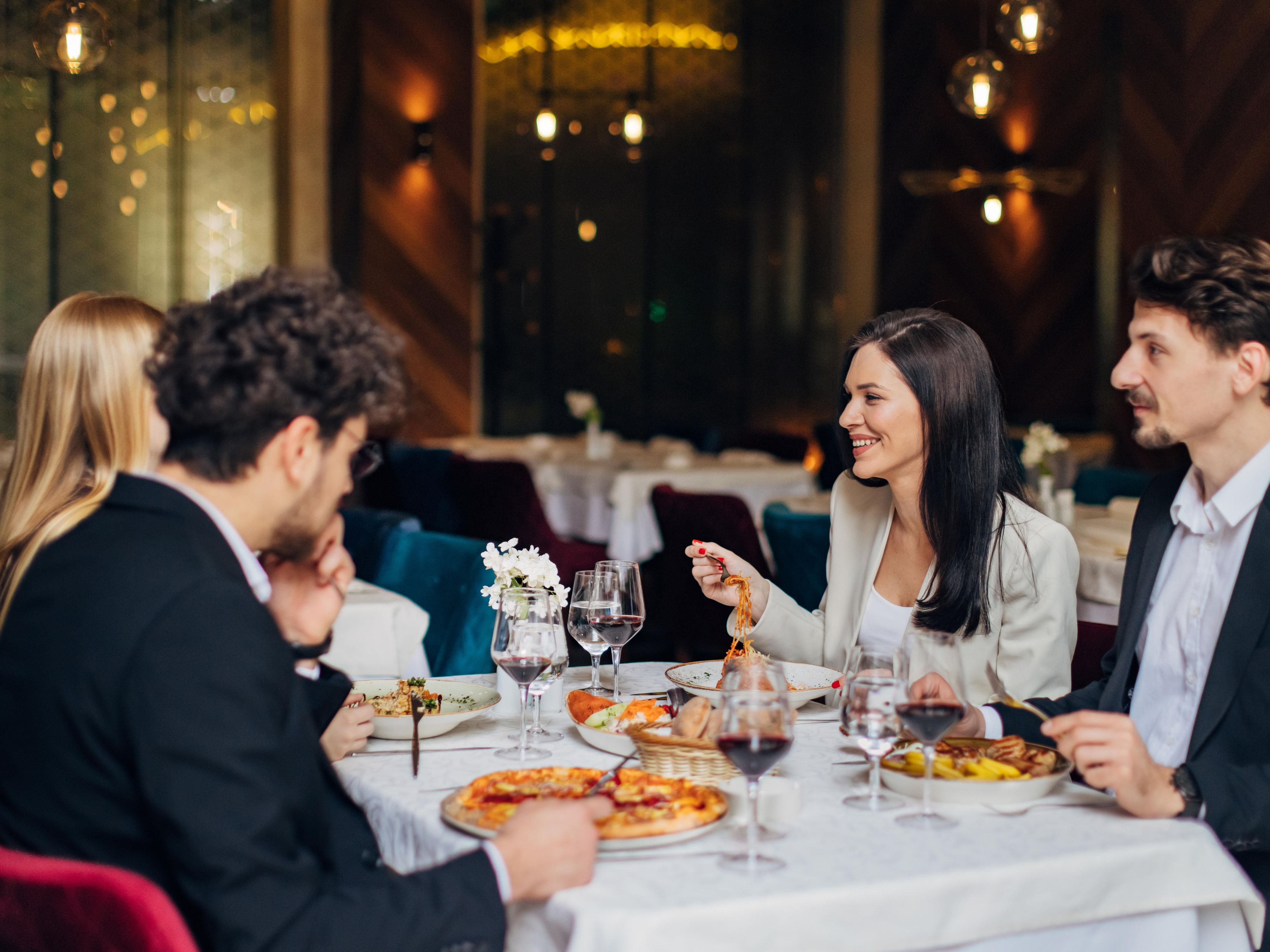 Our hotel is located by a variety of restaurants, from sit-down to pizza places and fast food. Ask the front desk for their recommendations.