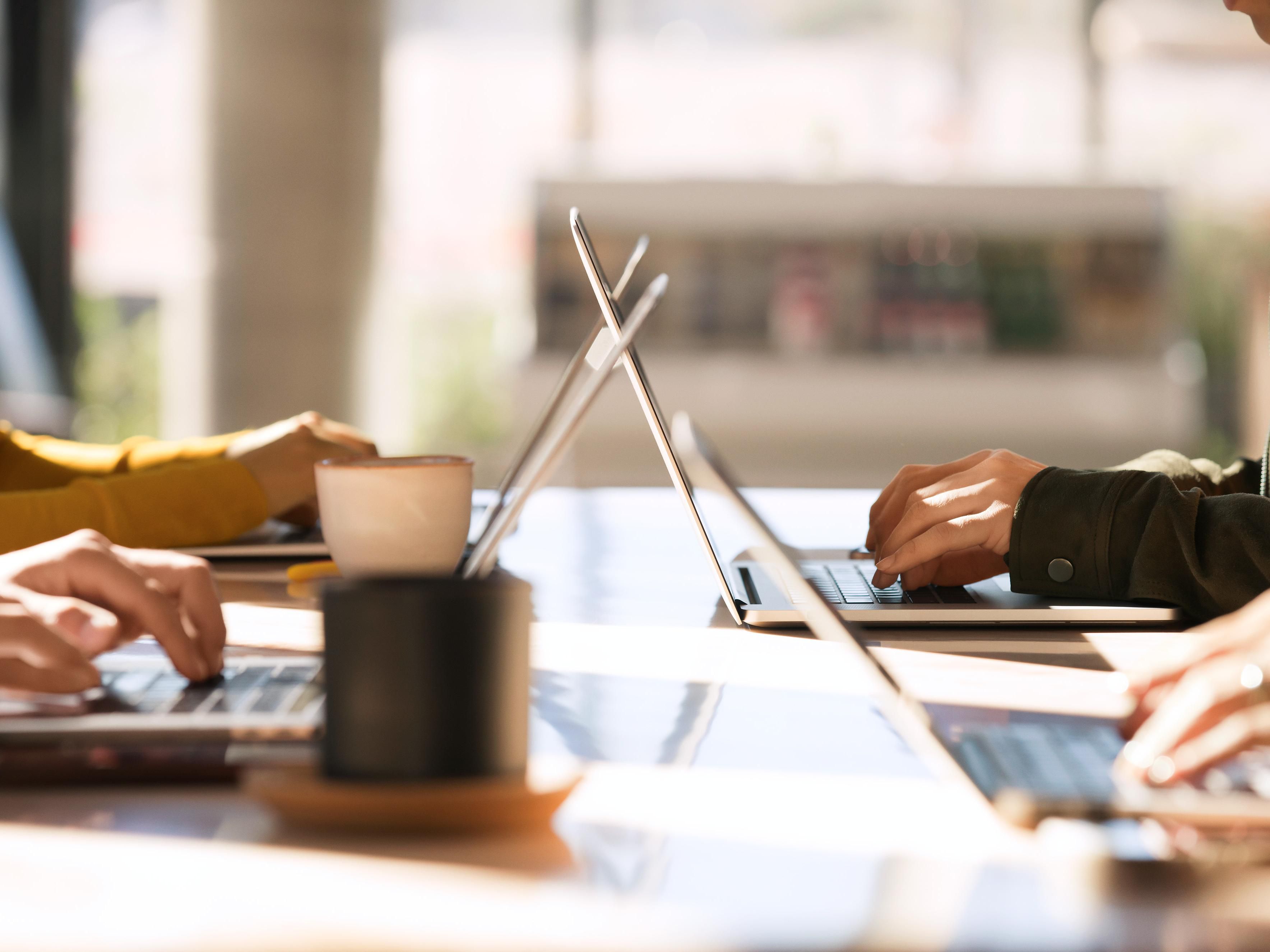 Host your next small meeting or event in our adaptable meeting rooms, perfect for fostering collaboration. For inquiries and reservations, please email the hotel. We’re here to help make your event a success.