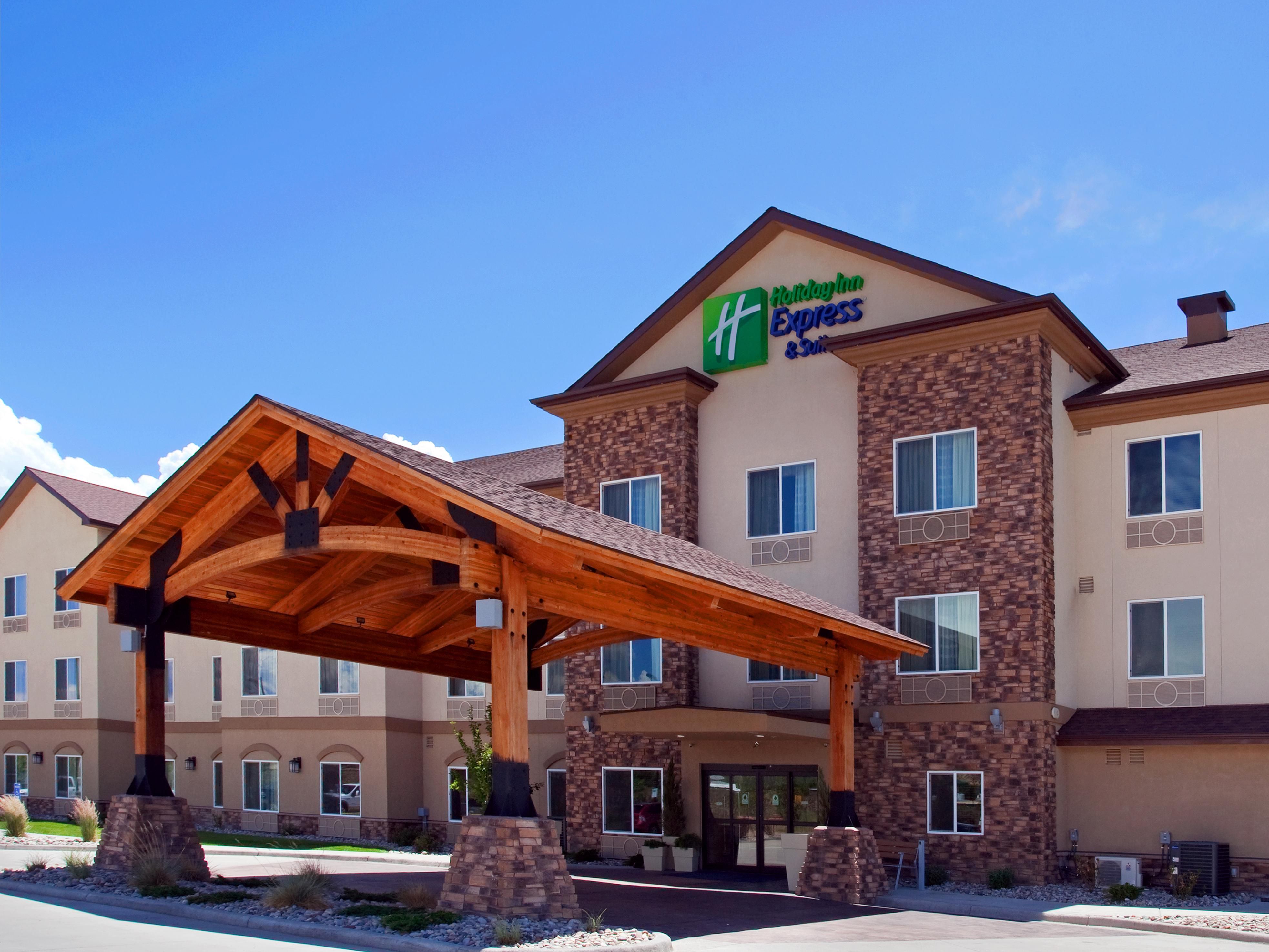 We welcome you to our scenic hotel!