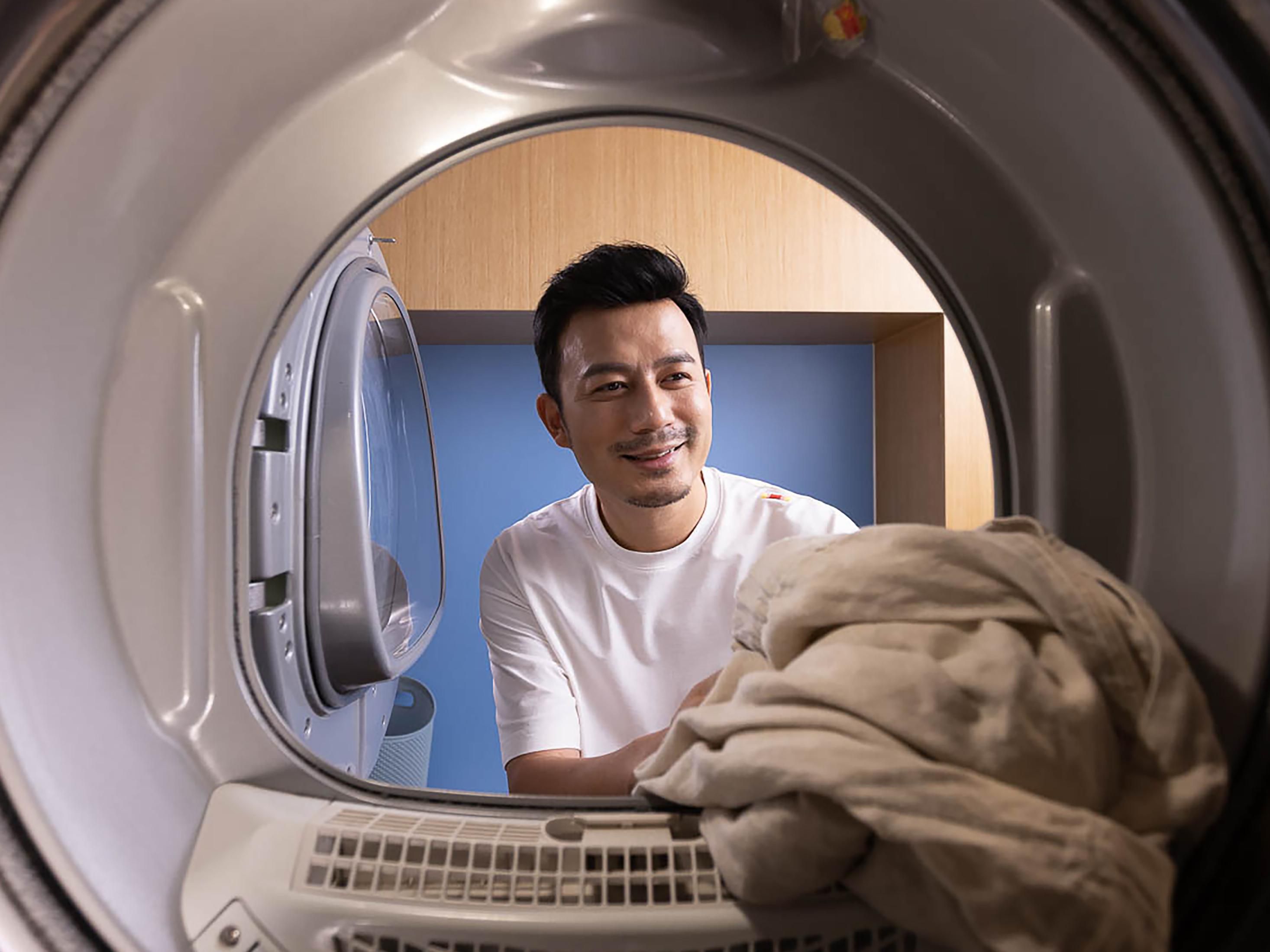 Our 24/7 coin operated self-service laundry and dryer room got you covered at all times. You won't have to worry about spilling coffee on your favourite shirt or kids making a mess at dinner. If you're on a work trip, vacation, or staycation, you'll appreciate having the comforts of home when you need them most.