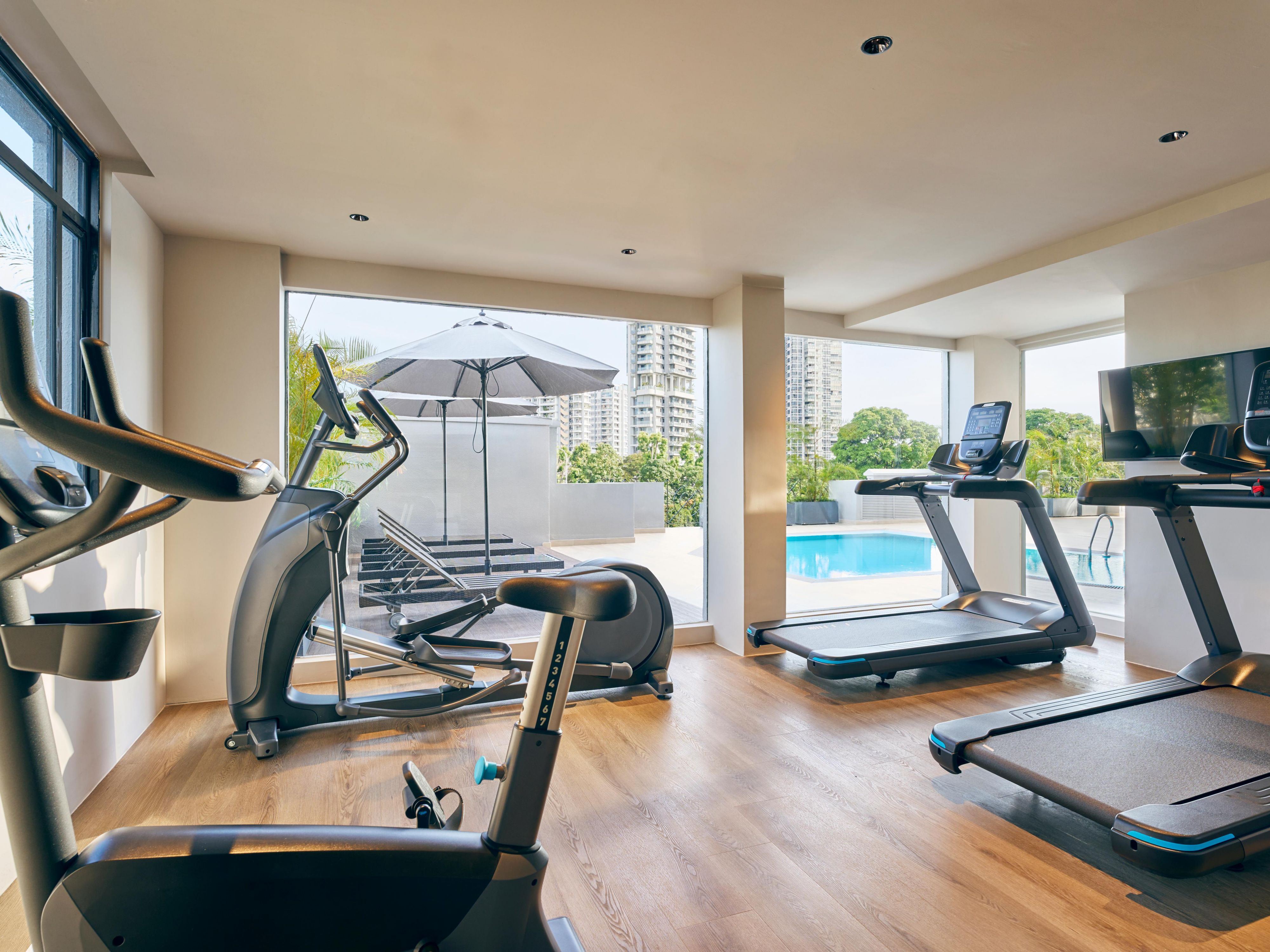 Enjoy an invigorating workout in our 24-hour fitness centre with state-of-the-art equipment. Located on Level 4, our fitness center features an open deck with breathtaking views and a sparkling outdoor pool. After your workout, take a dip or lounge poolside, bask in the Singapore sun, and enjoy the tranquil surroundings.