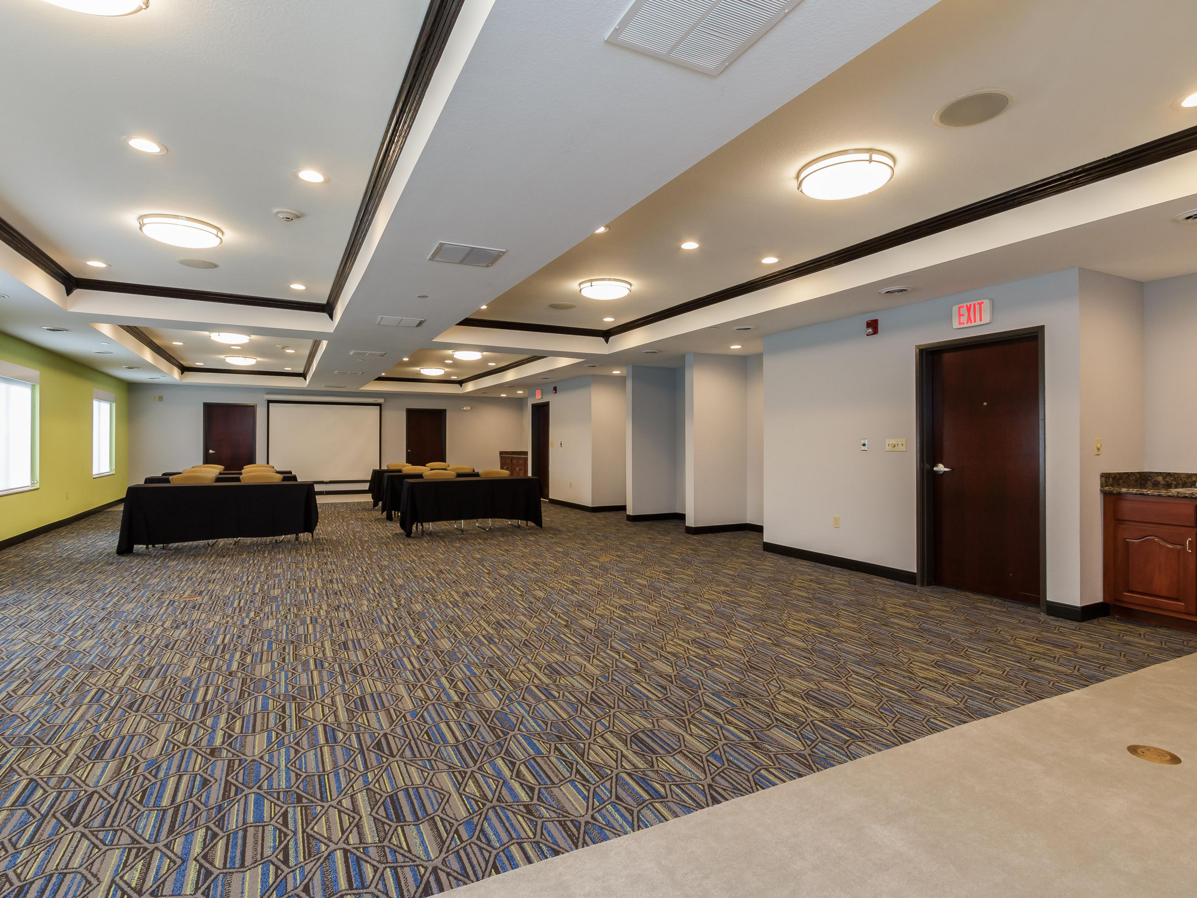Whether your group is getting together for a meeting or a milestone, the enhanced cleanliness and physical distancing best practices at Holiday Inn Express are designed to help you share those moments safely. Book your meeting today!  