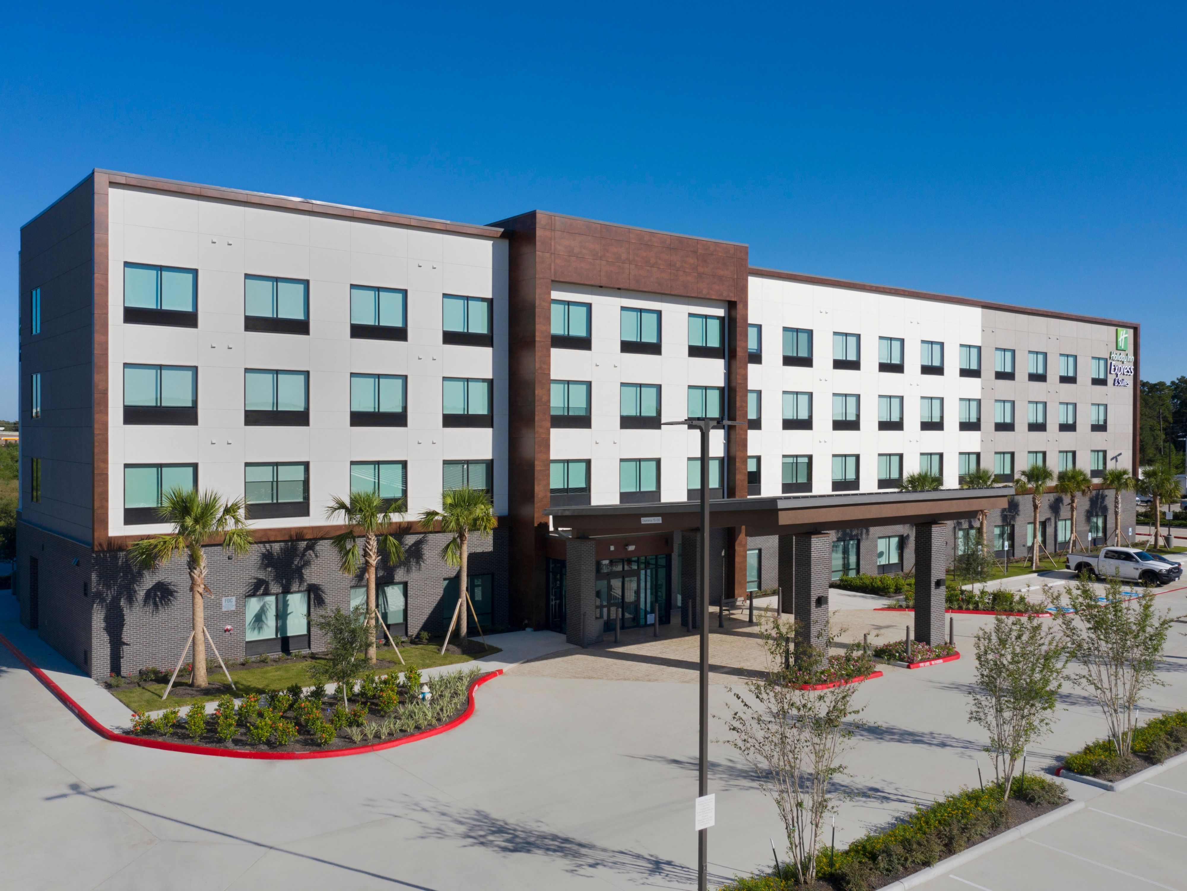 Our Spring, Texas, hotel features comfort and convenience.